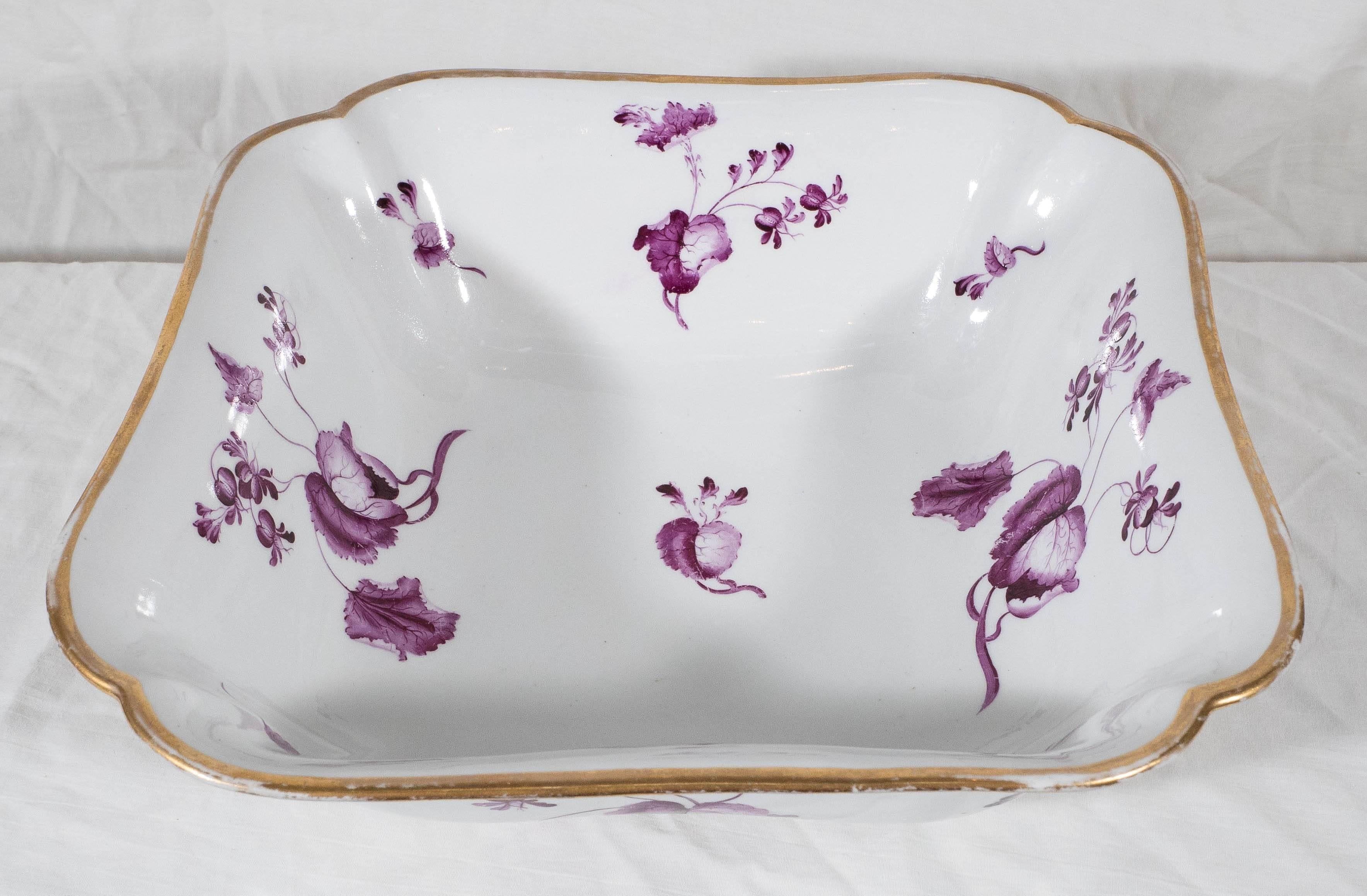 Antique Worcester Porcelain Bowl Painted with Purple Flowers 1