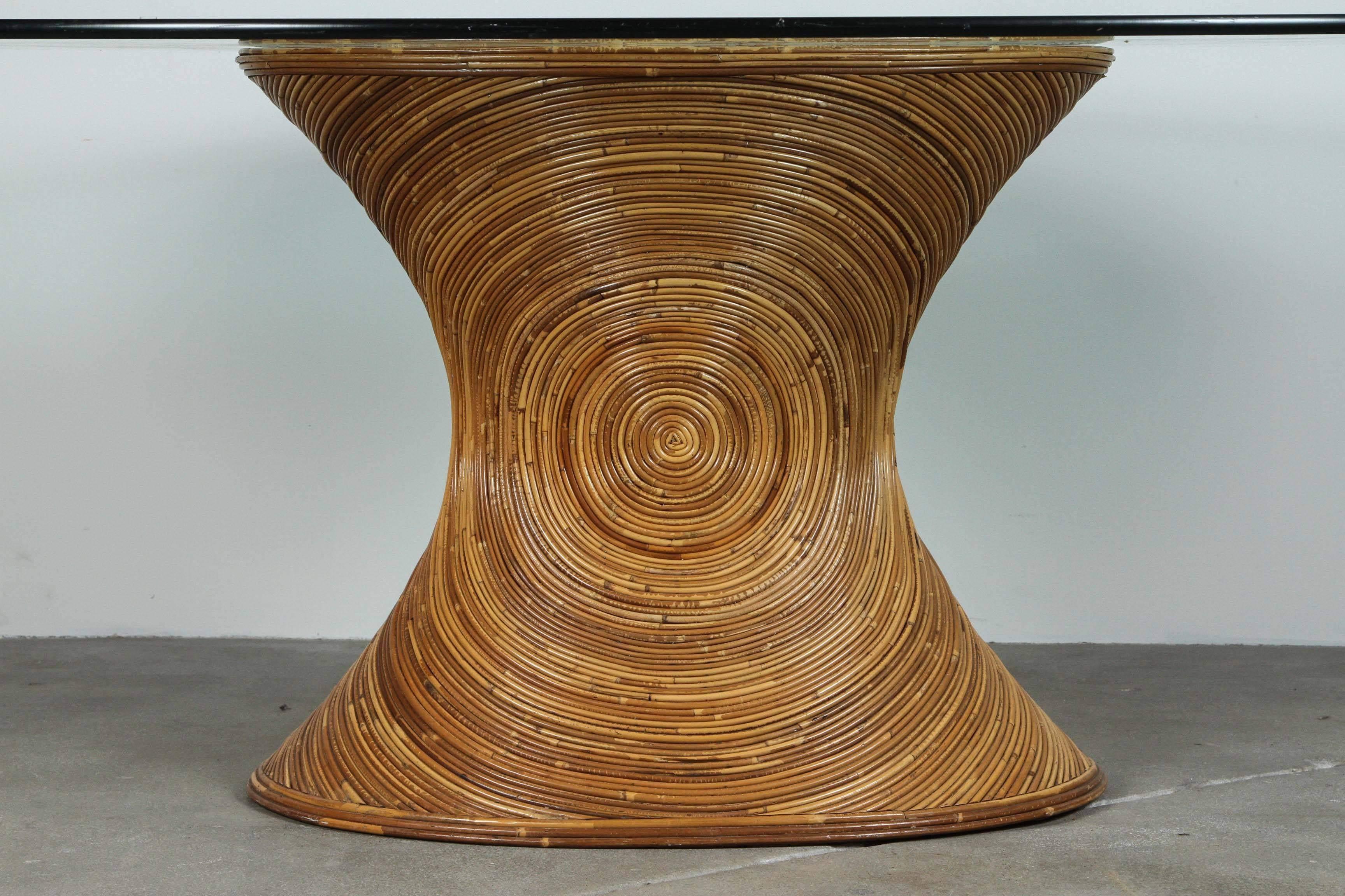 Mid-20th Century Rattan and Glass Oval Dining Table in the Style of Gabriella Crespi