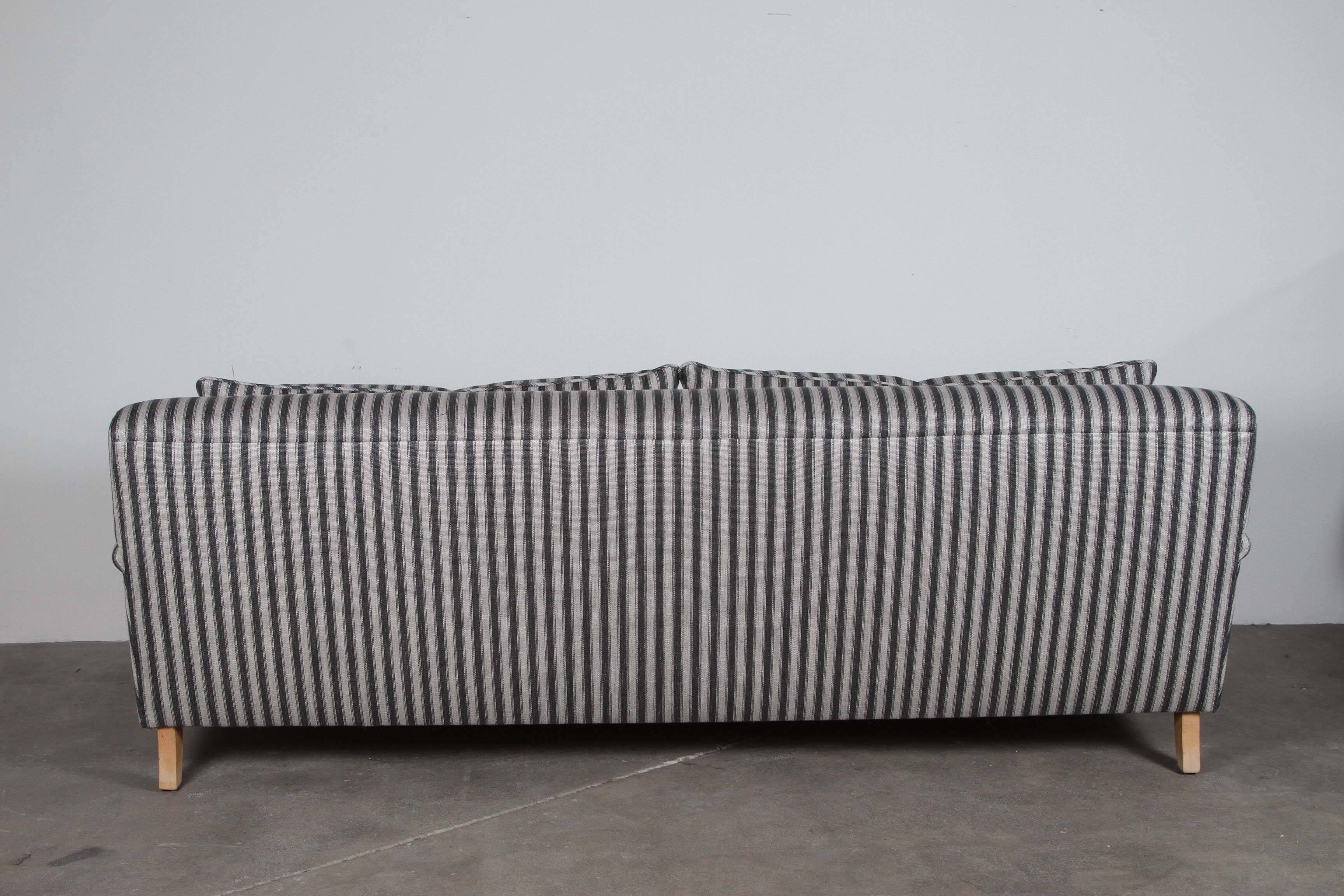 Traditional Striped Sofa 1