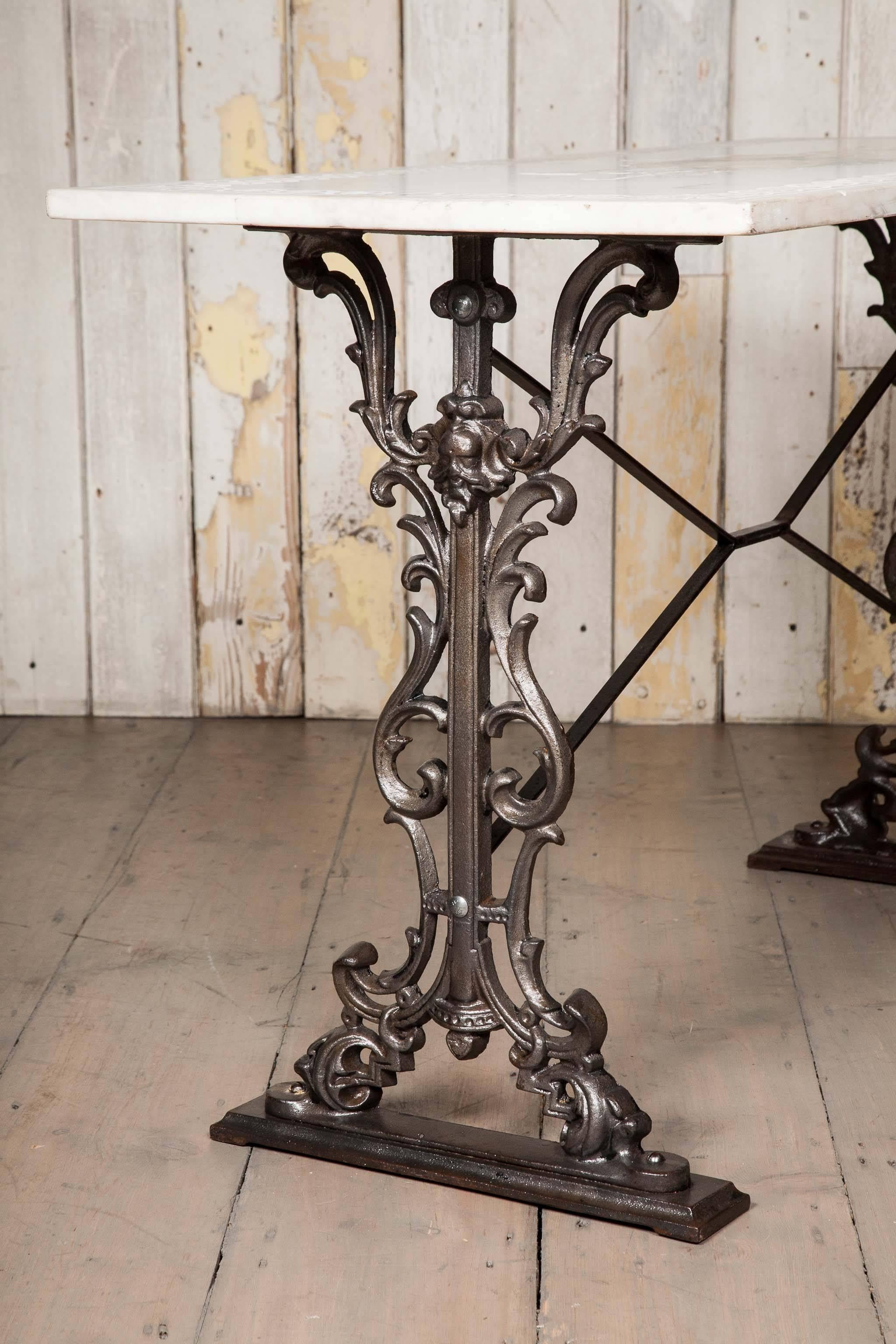 Victorian Inlaid Marble Table on Iron Base In Good Condition For Sale In London, GB