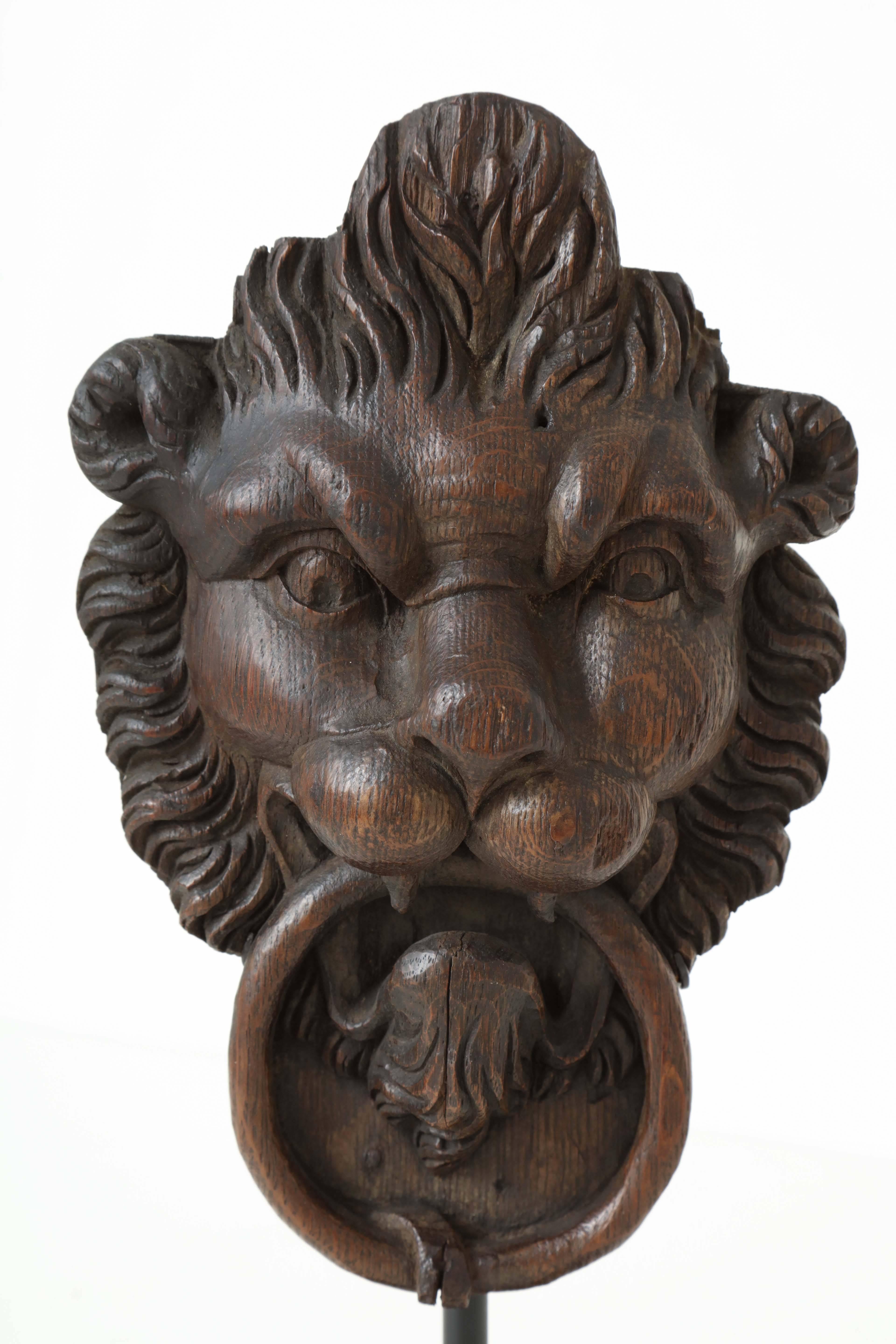 18th Century and Earlier 18th Century English Carved Oak Lion's Head