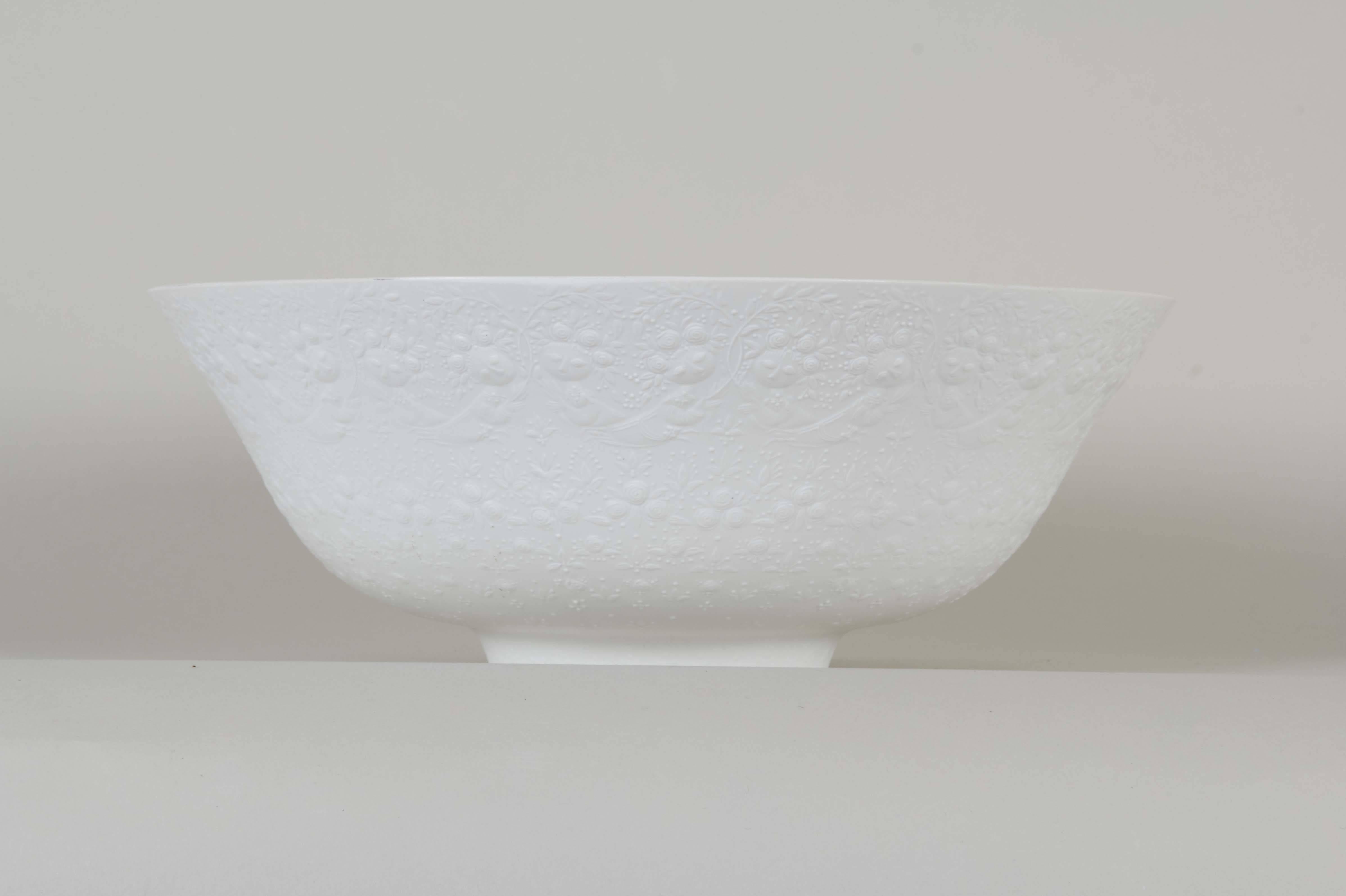 Rosenthal Bisque Porcelain Bowl by Bjorn Wiinblad In Good Condition In New York, NY