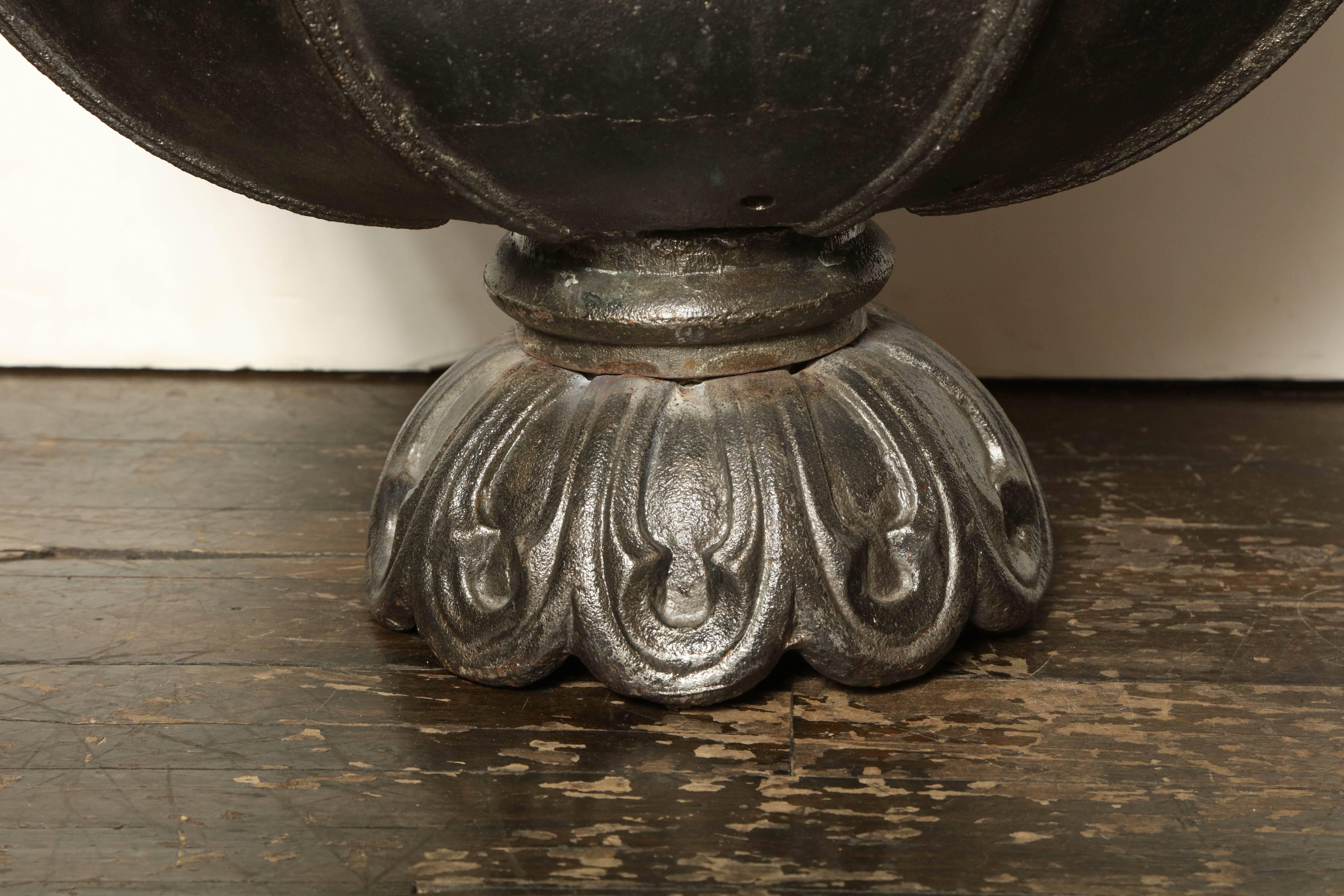 19th century English cast iron canteen with lid.