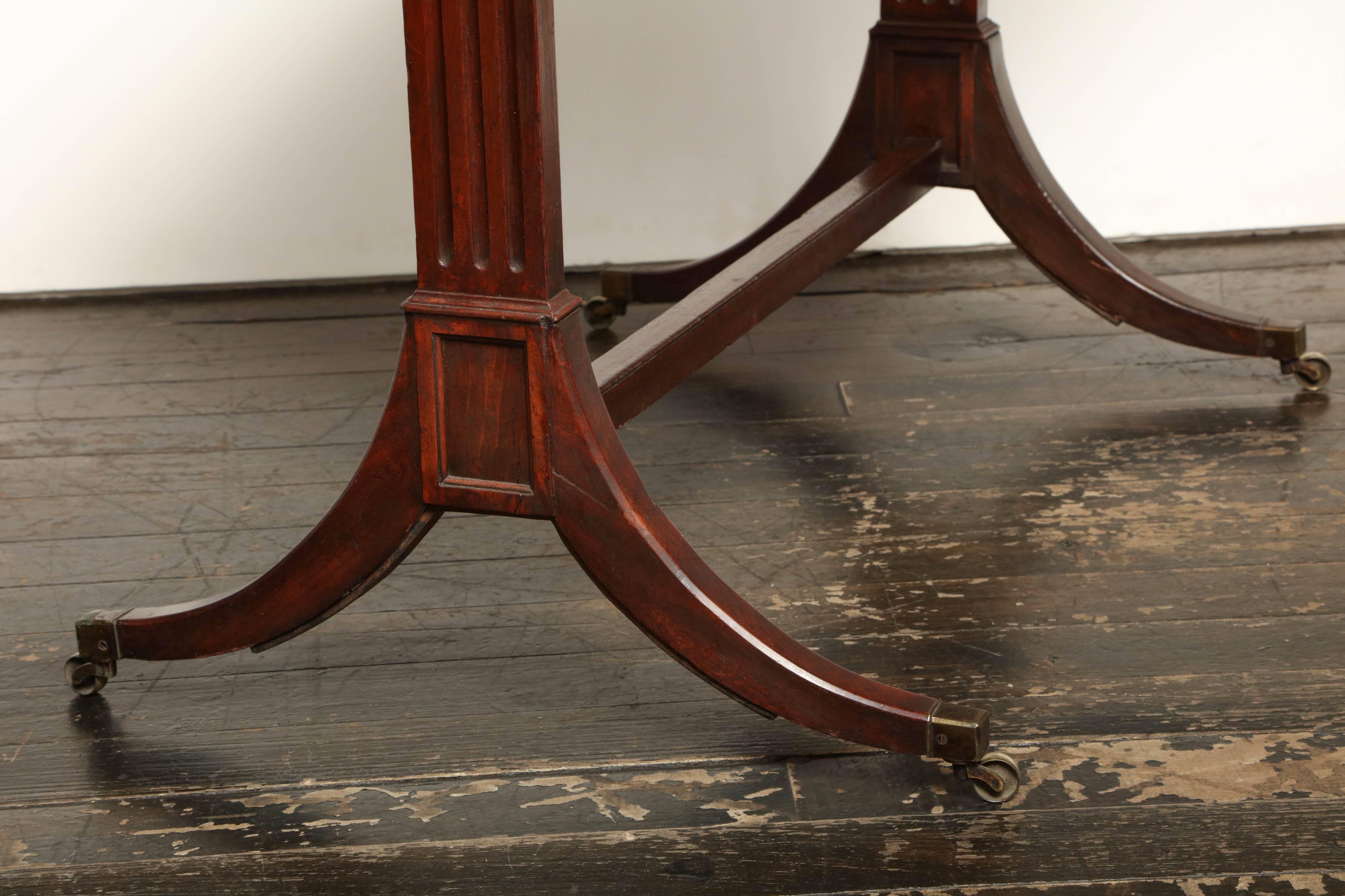 Early 19th Century English Regency Table with Leather Top 3
