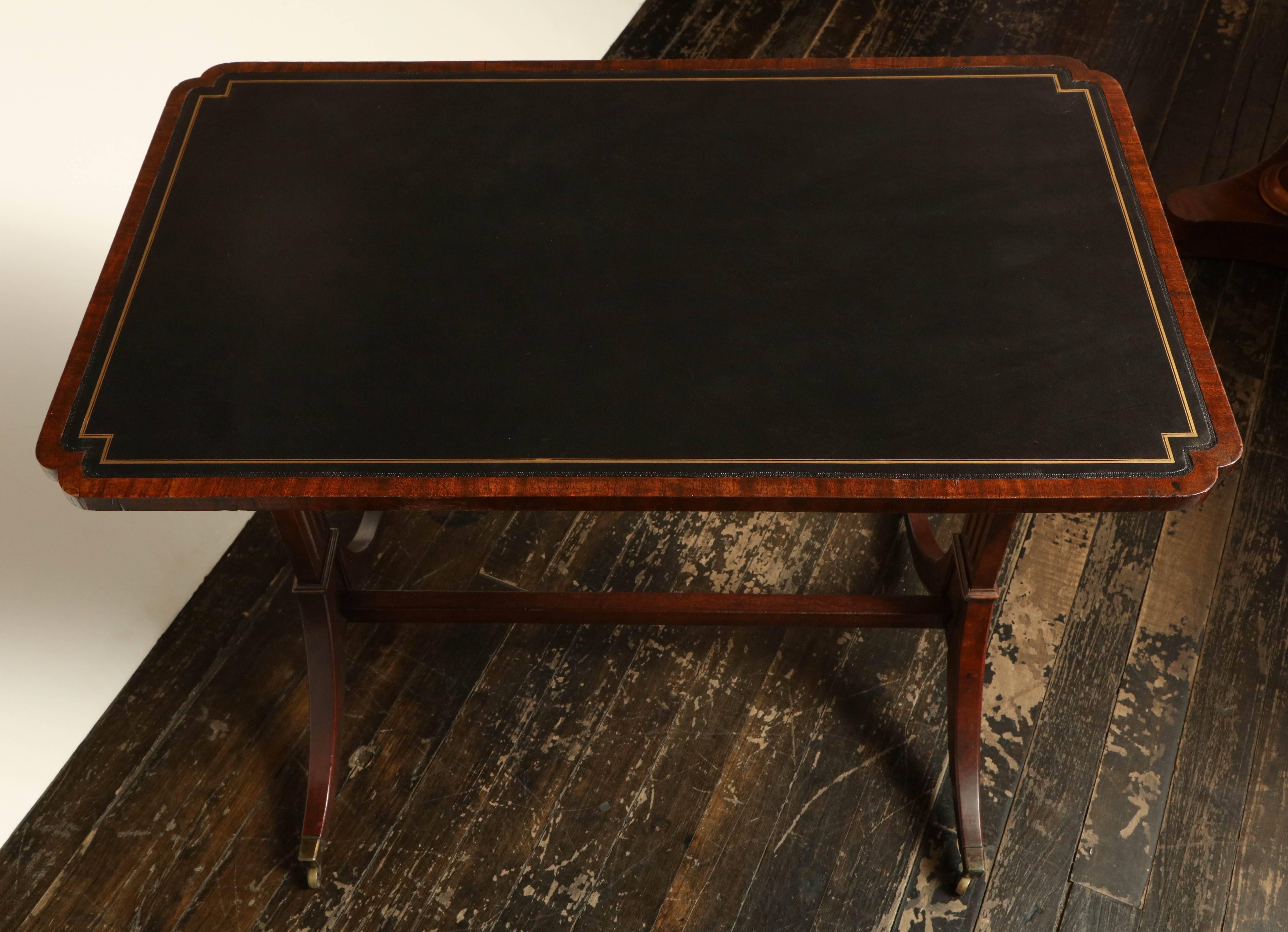 Early 19th Century English Regency Table with Leather Top 7