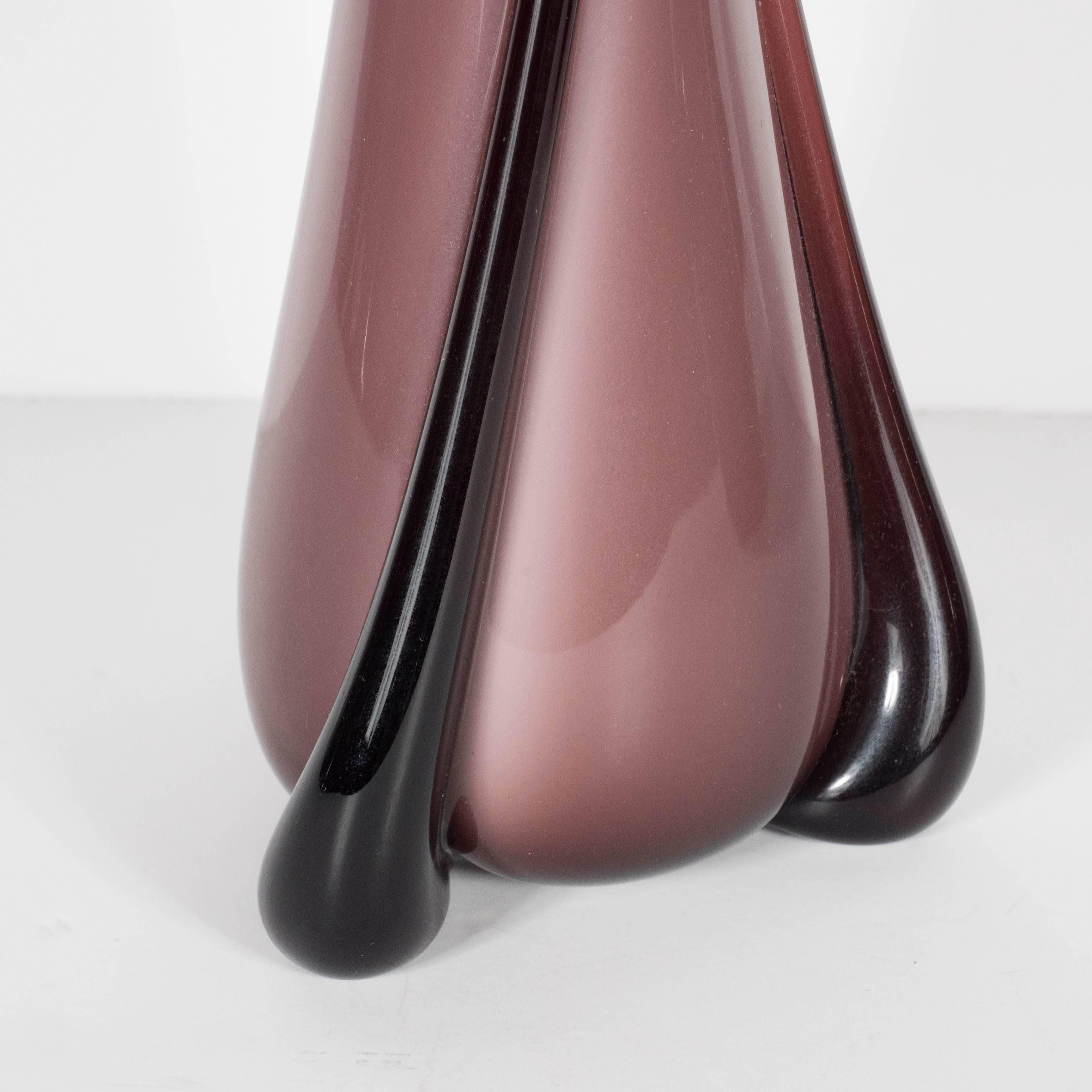 Mid-Century Swirl Form Murano Vase in Amethyst and Aubergine Tones In Excellent Condition In New York, NY