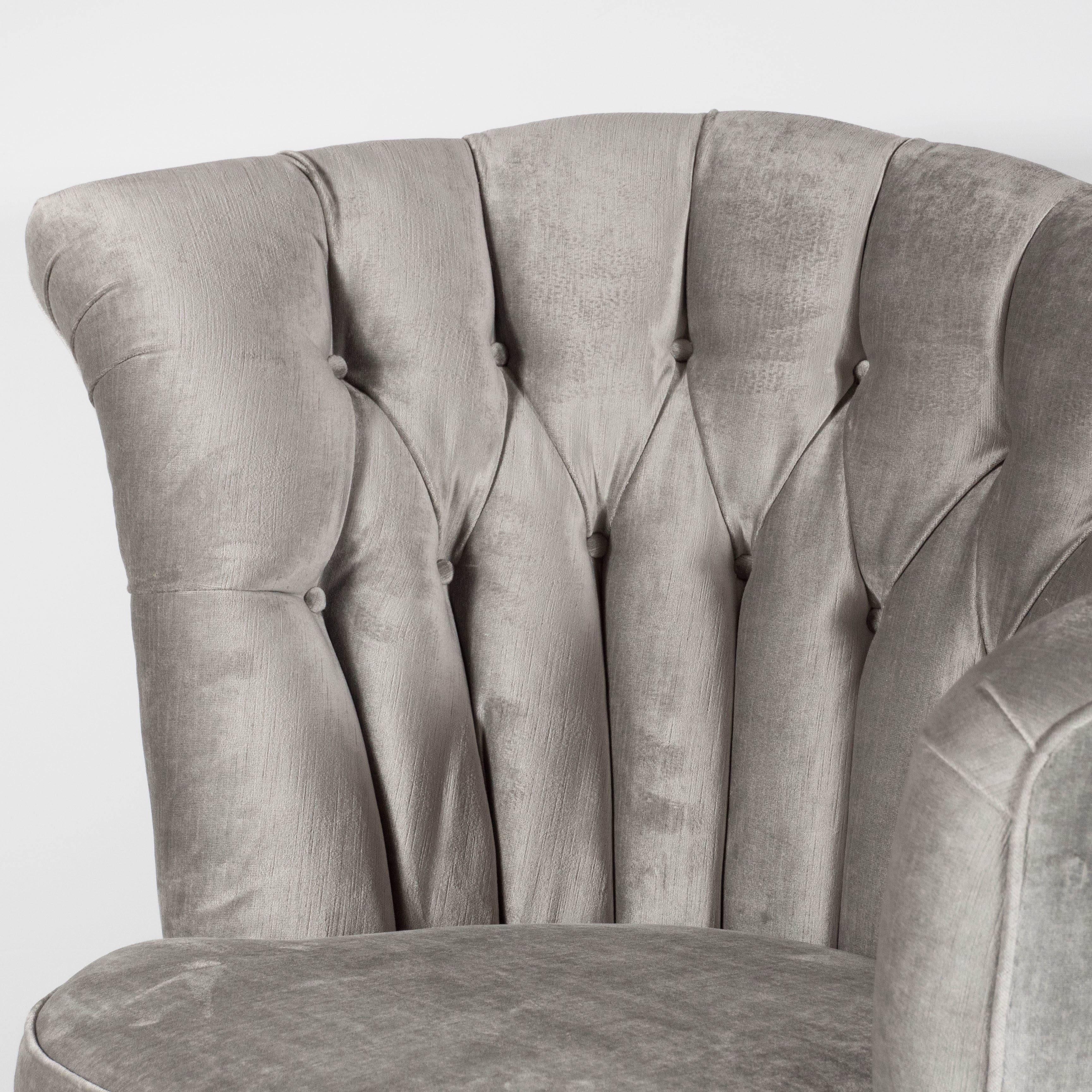 American Pair of Hollywood, 1940s Button-Tufted Asymmetrical Chairs in Platinum Velvet