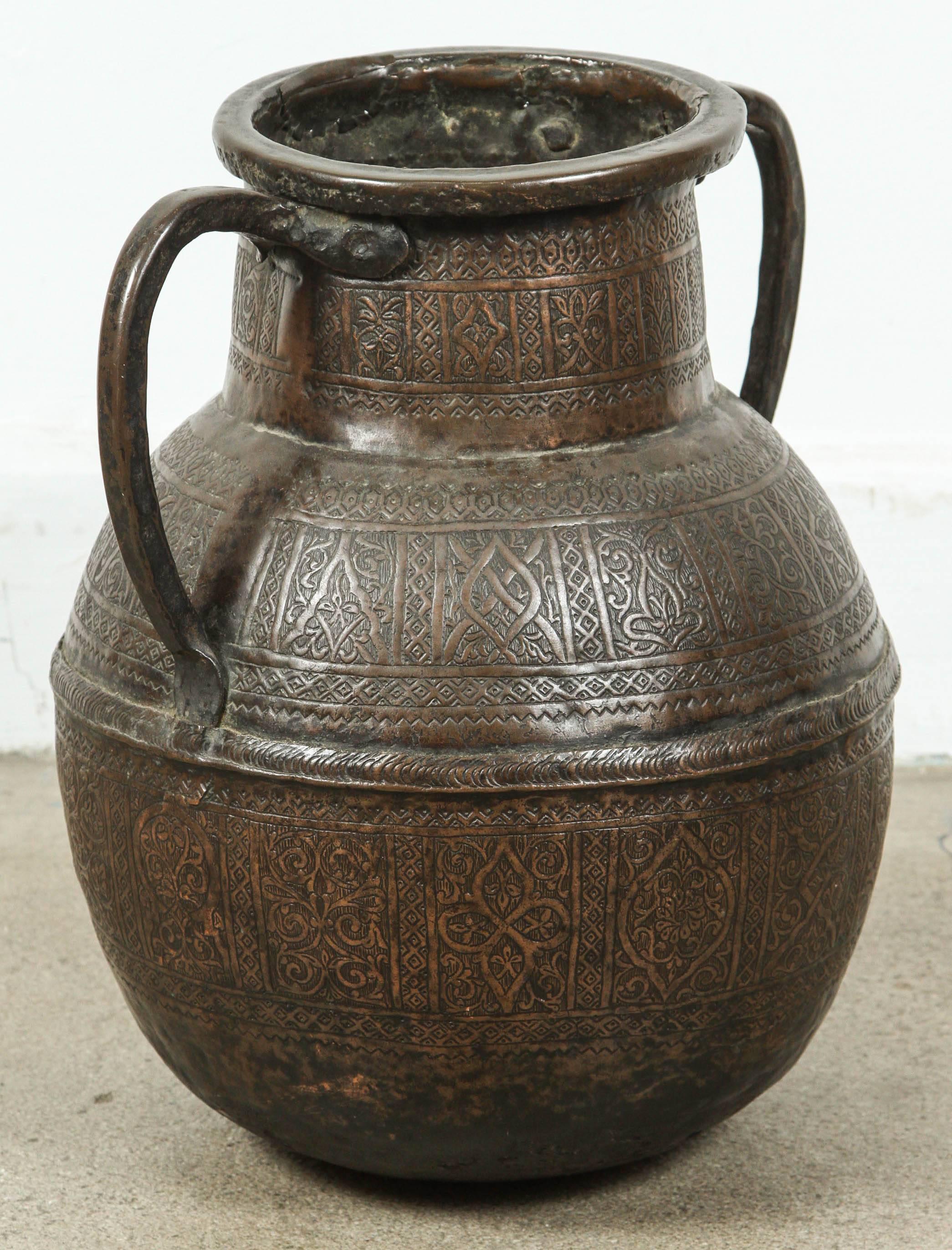 19th Century Persian Copper Pot with Handle In Distressed Condition In North Hollywood, CA