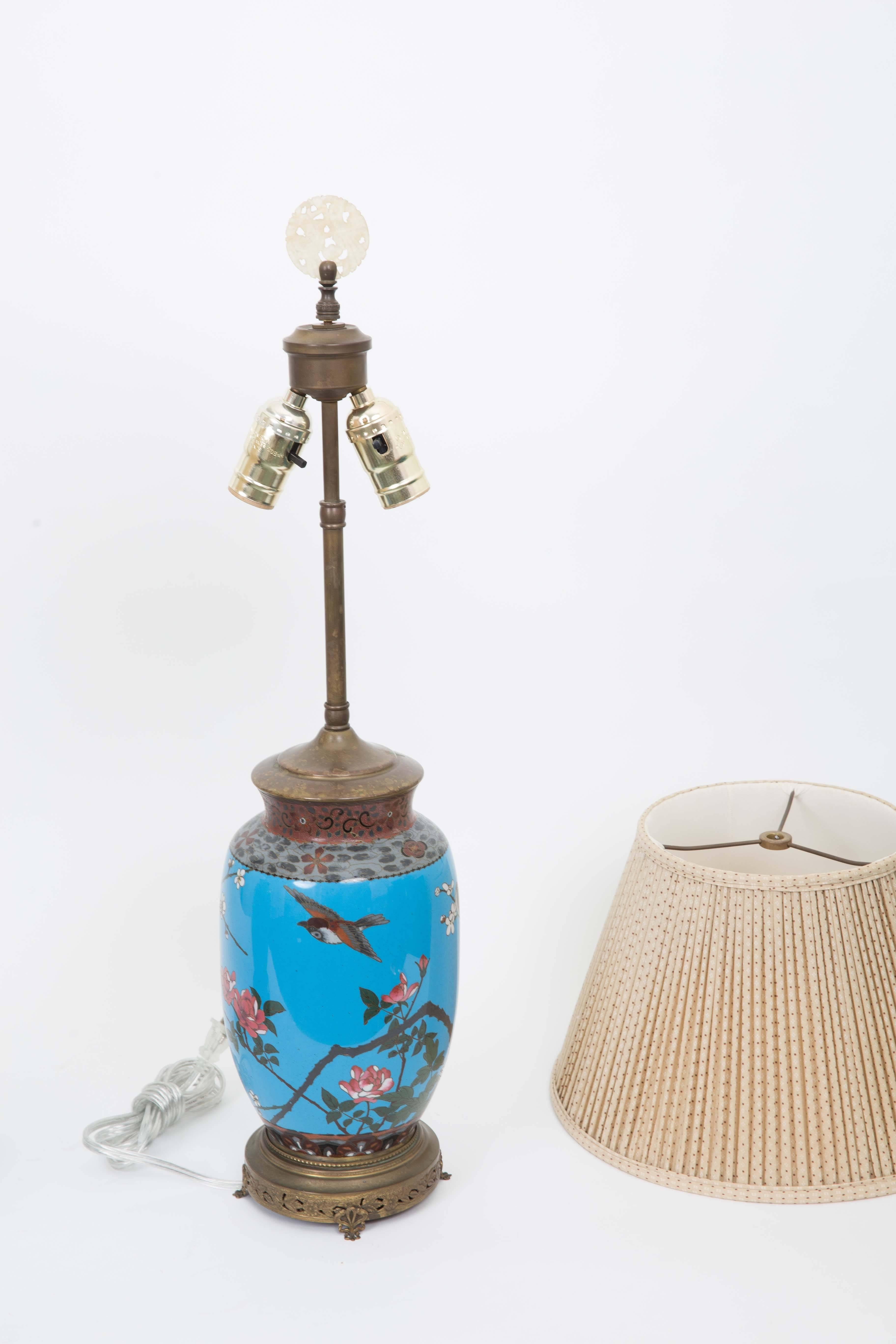 Pair of Early 20th Century Japanese Cloisonne Table Lamps 6