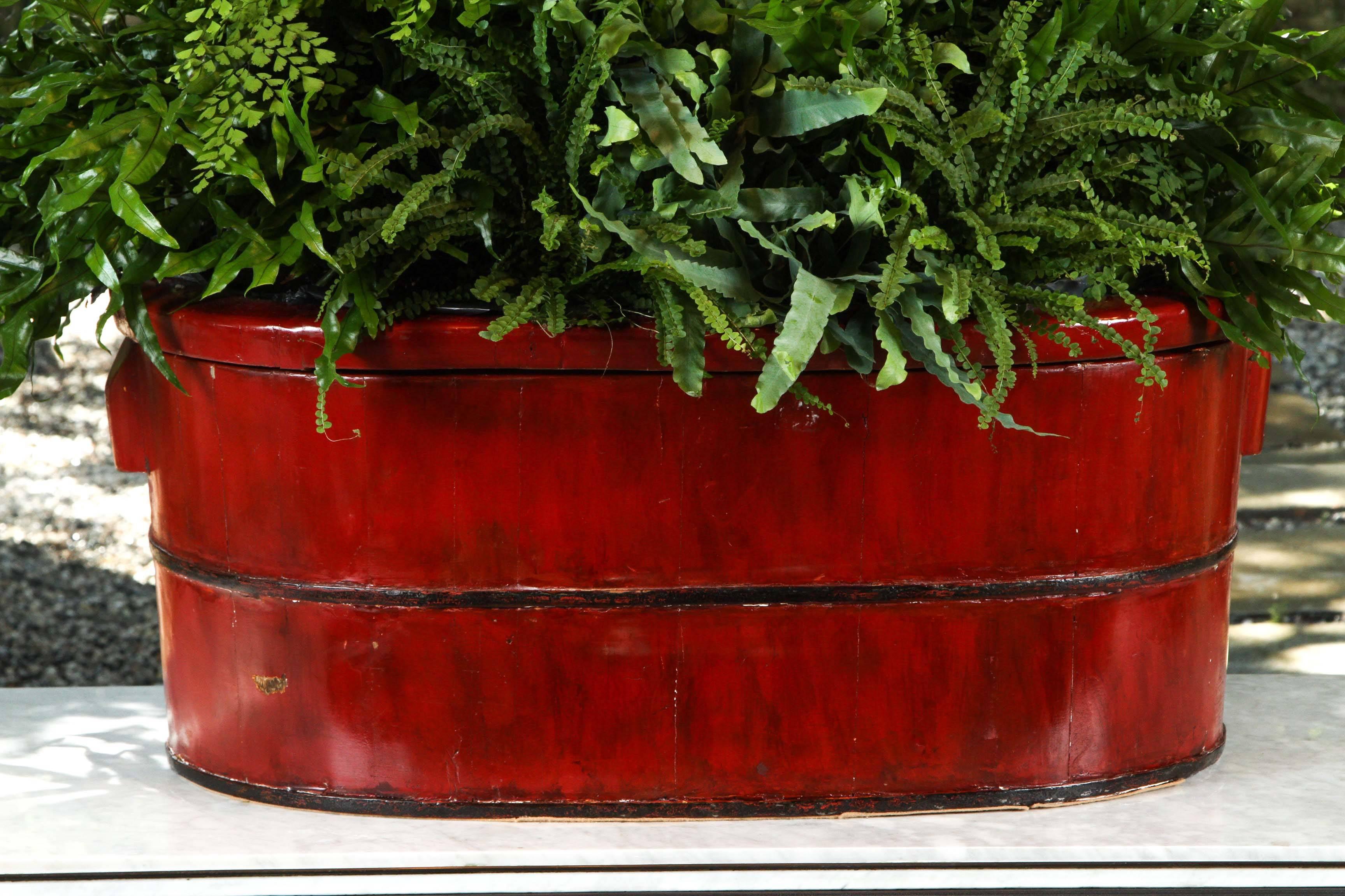 Asian, Iron-Banded, Red Lacquered Sectioned Wood Tub, Early 20th Century In Excellent Condition In Los Angeles, CA