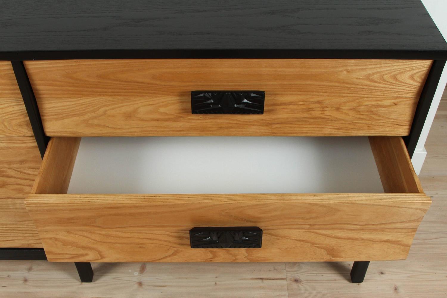 Rare Dunbar Dresser Commissioned by Frank Loyd Wright for the Arizona