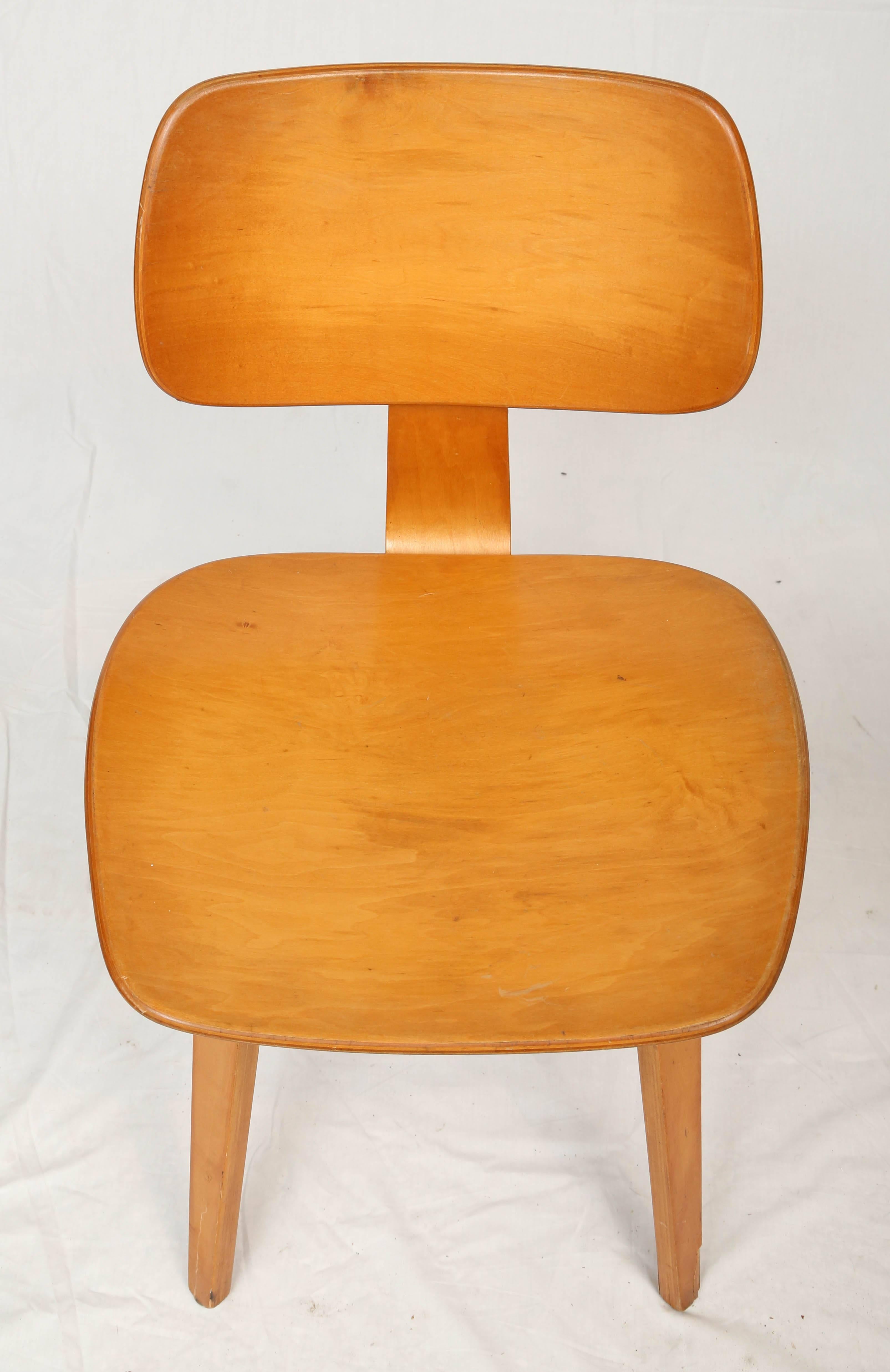 Plywood Pair of Vintage Bentwood Sidechairs by Michael Thonet