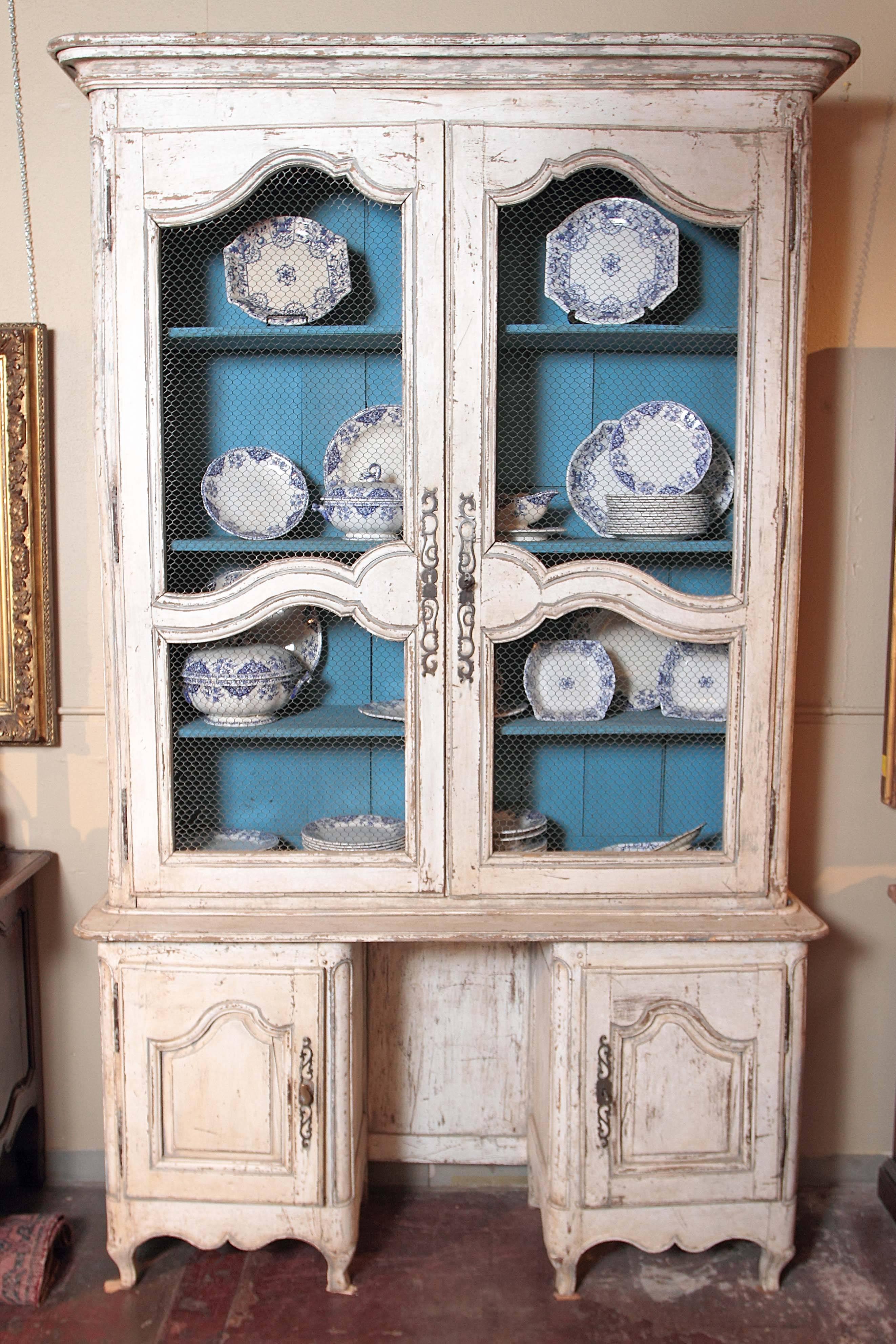 Wire Tall 18th Century French Louis XV Painted Display Cabinet from Bordeaux