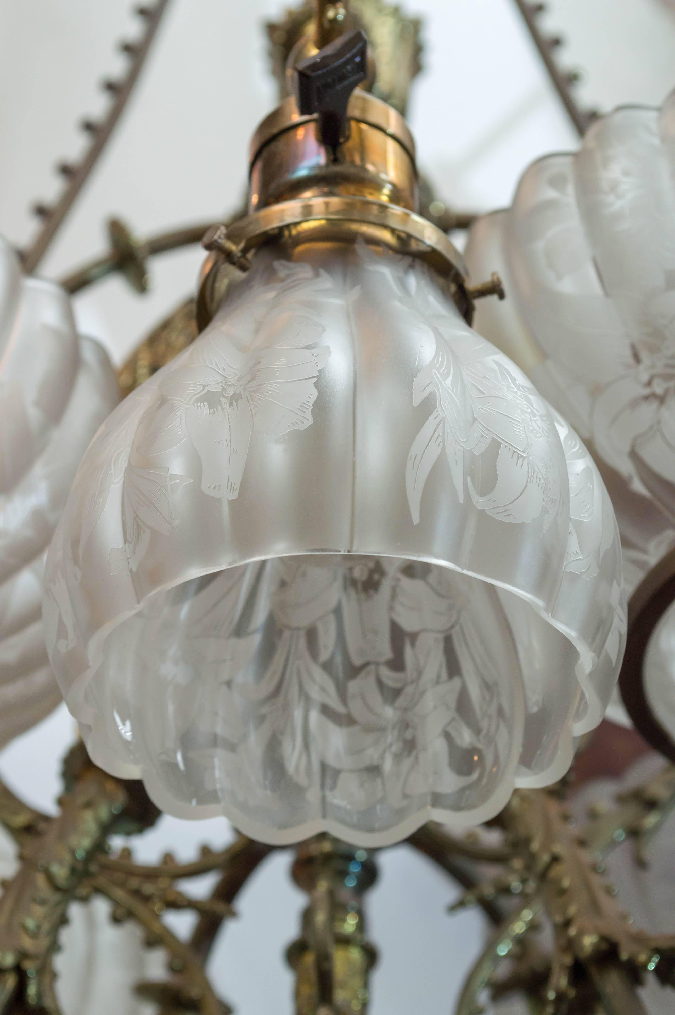 Late Victorian Aesthetic Eight-Arm Gas and Electric Chandelier 3