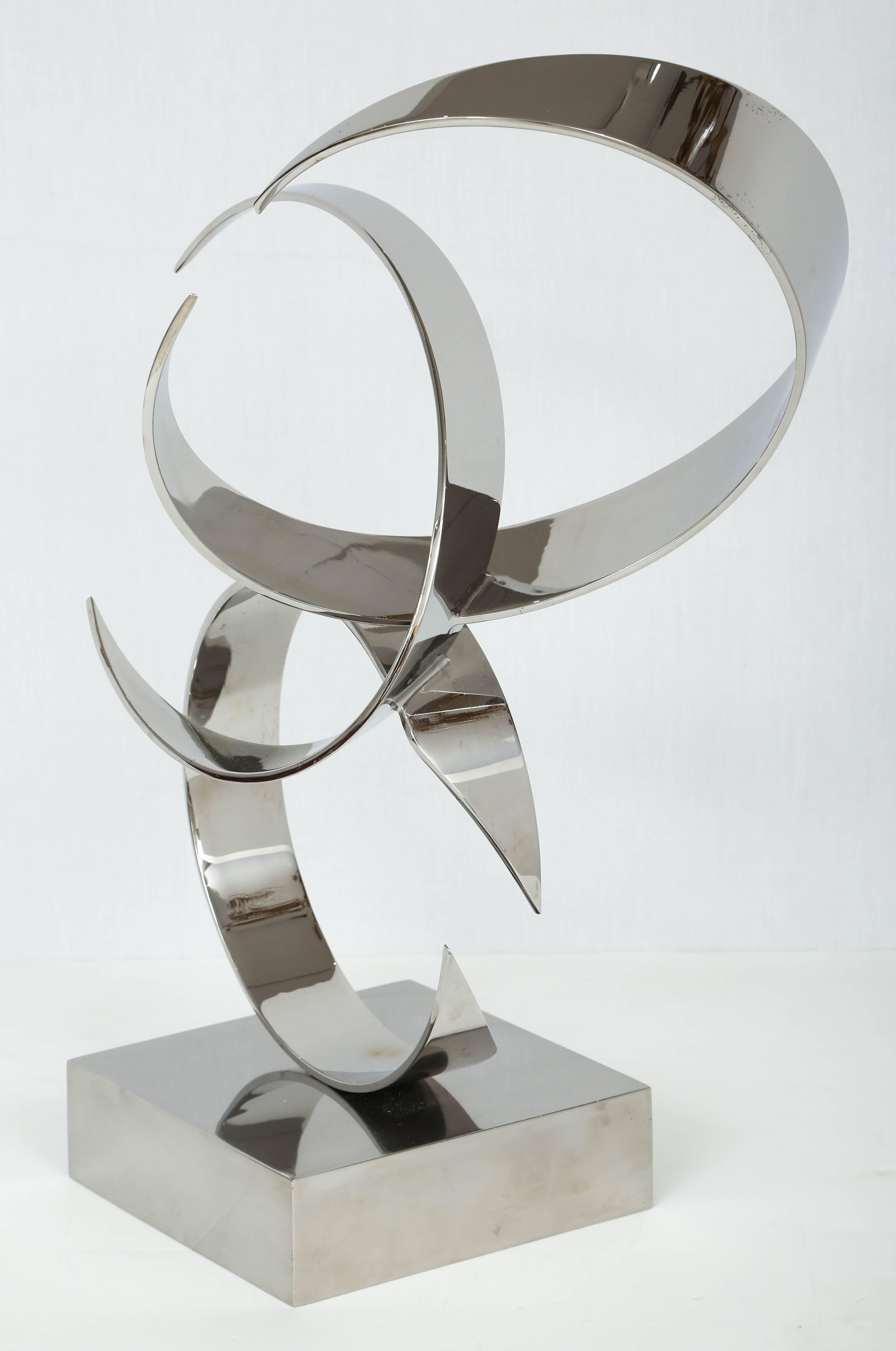 Contemporary Sculpture, Three Interlocking 