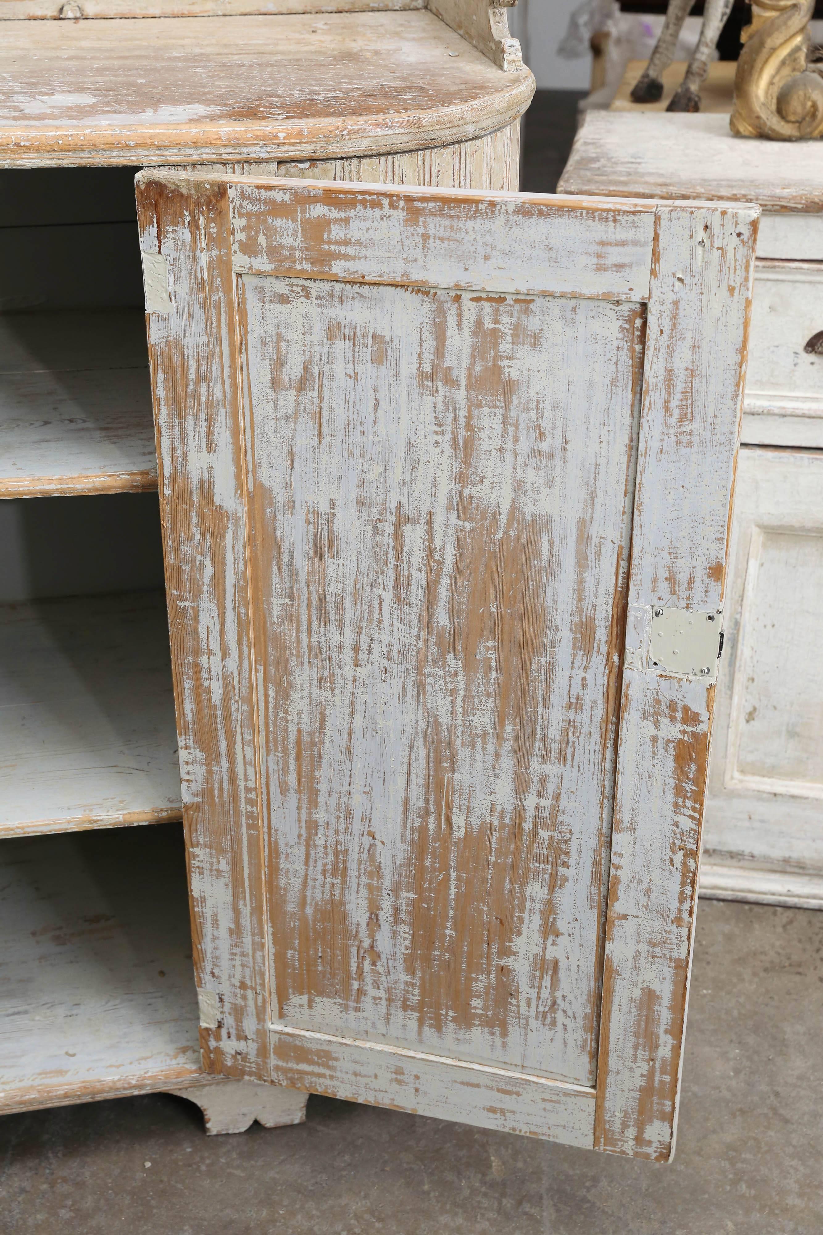 Swedish Gustavian Buffet Scraped to the Original Pale Green Paint, Circa 1830 3