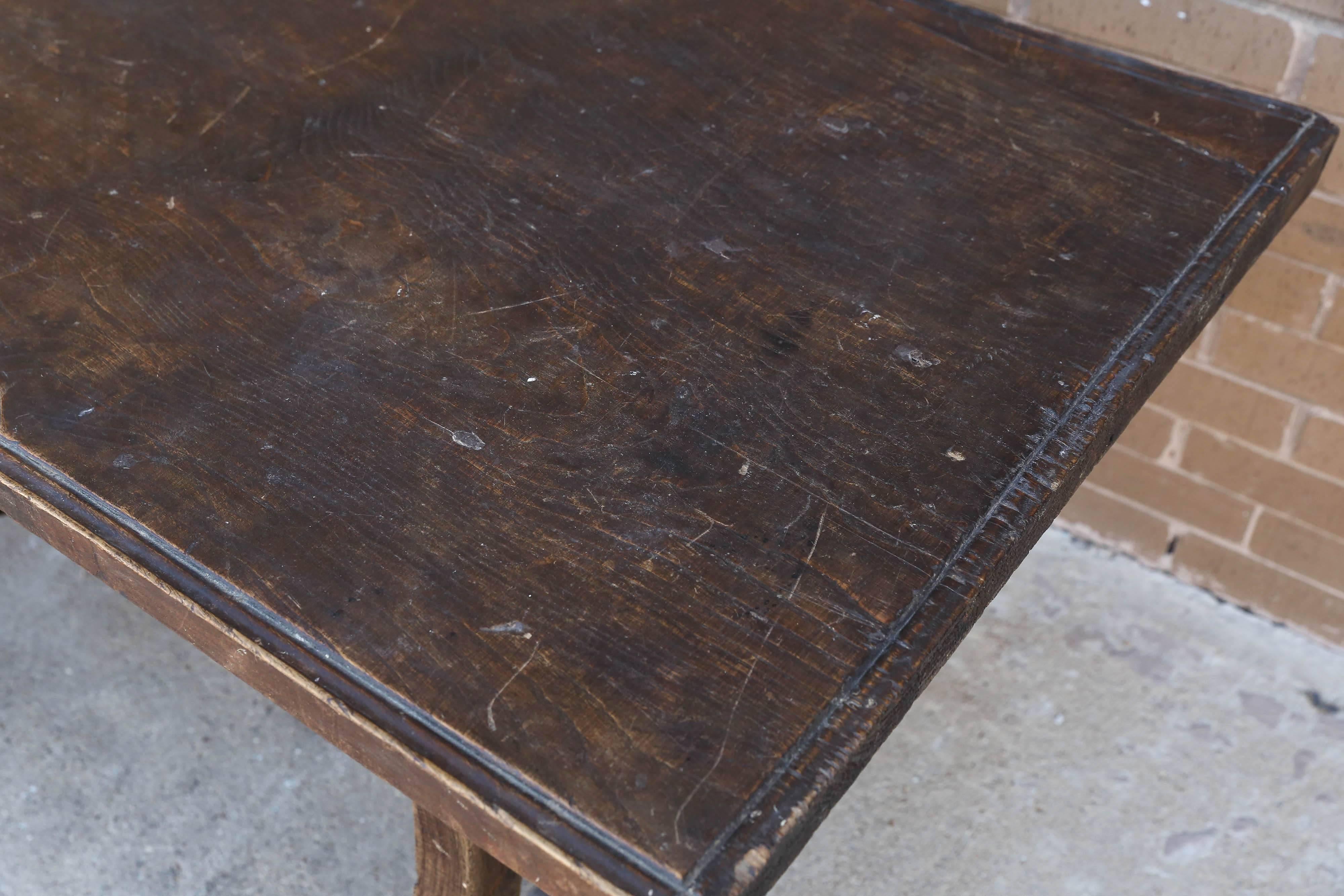 18th Century Spanish Walnut Three-Leg Wood Stretcher Console Table In Good Condition In Houston, TX