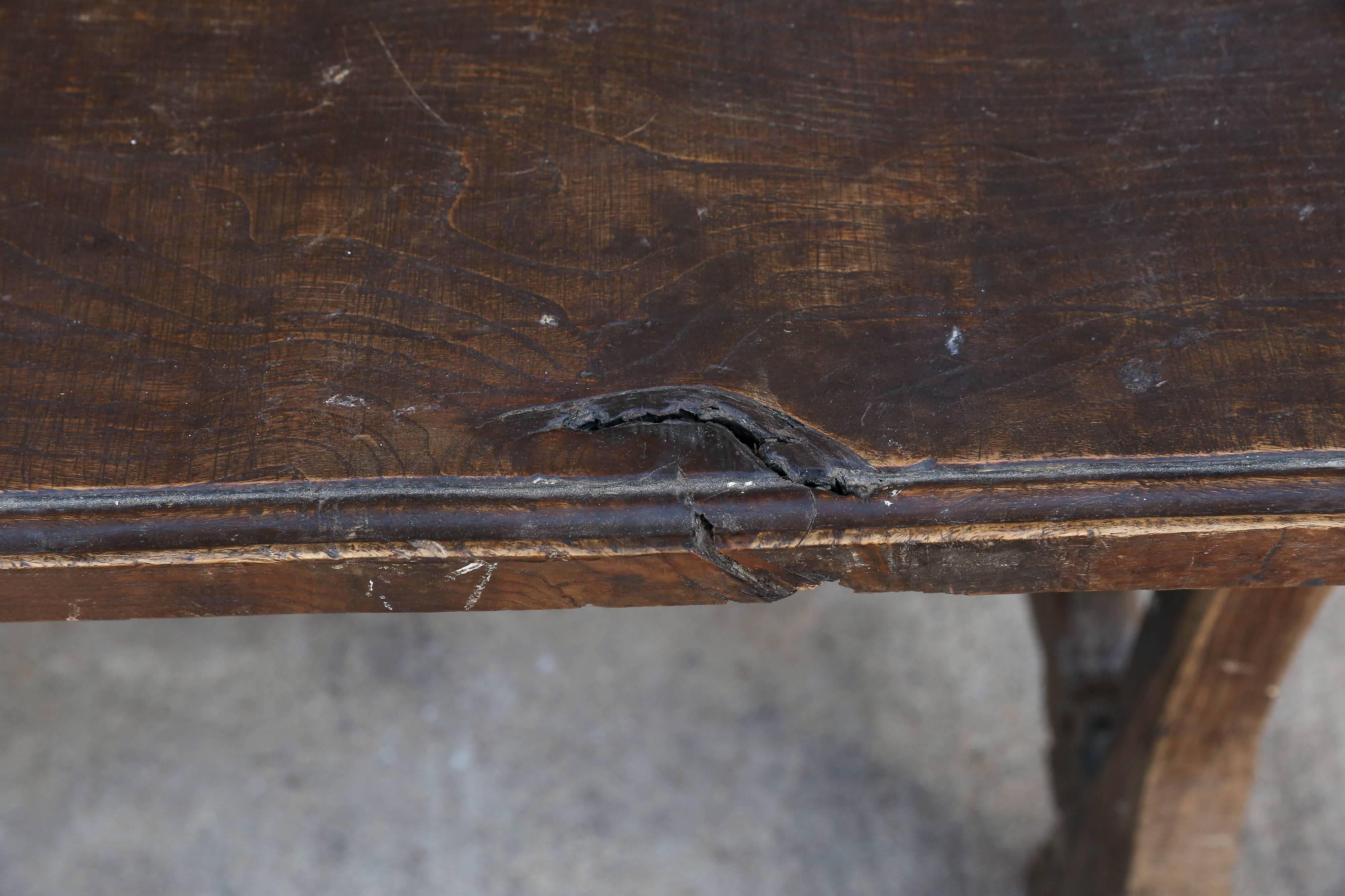 18th Century and Earlier 18th Century Spanish Walnut Three-Leg Wood Stretcher Console Table
