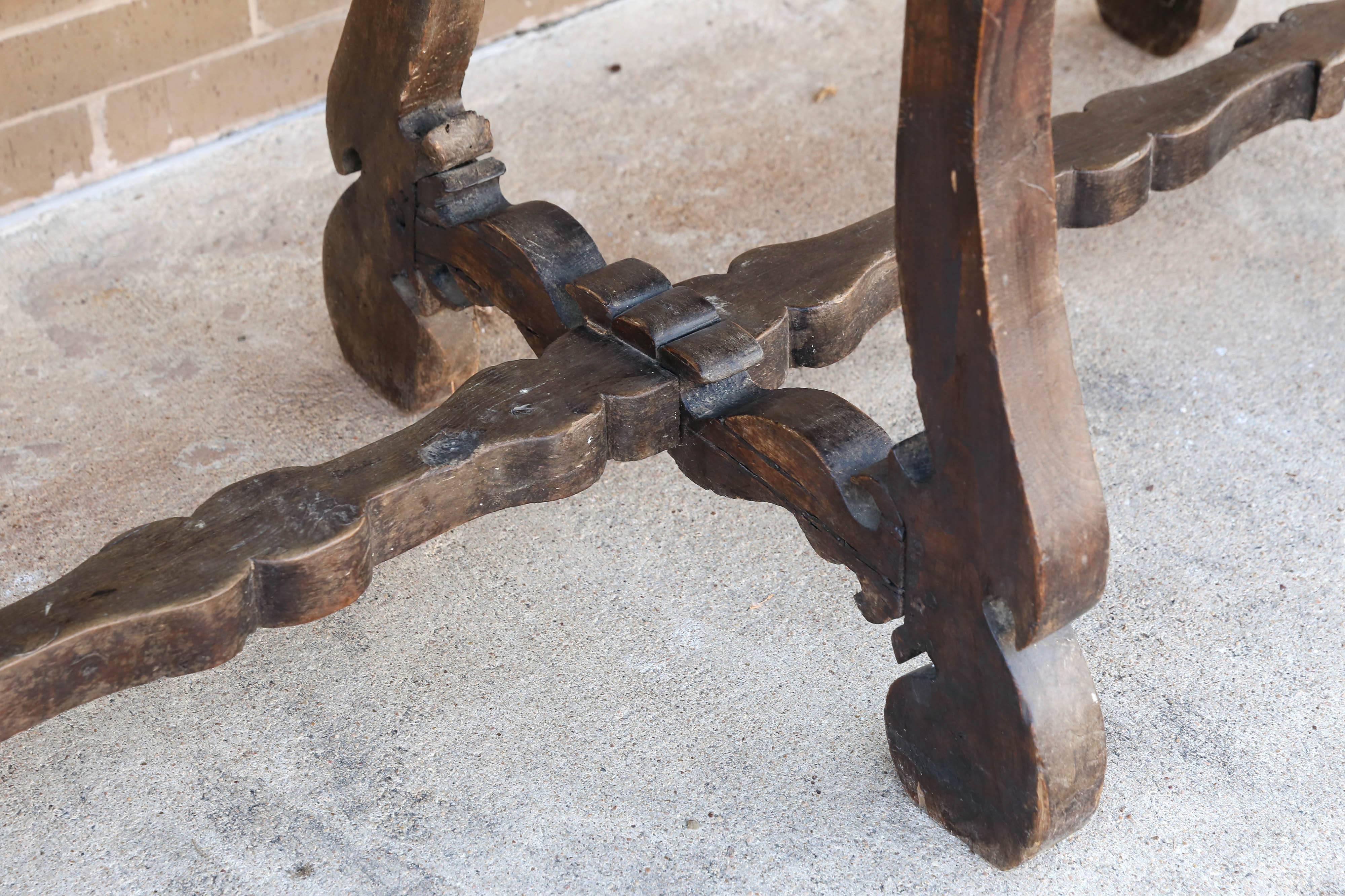 18th Century Spanish Walnut Three-Leg Wood Stretcher Console Table 2