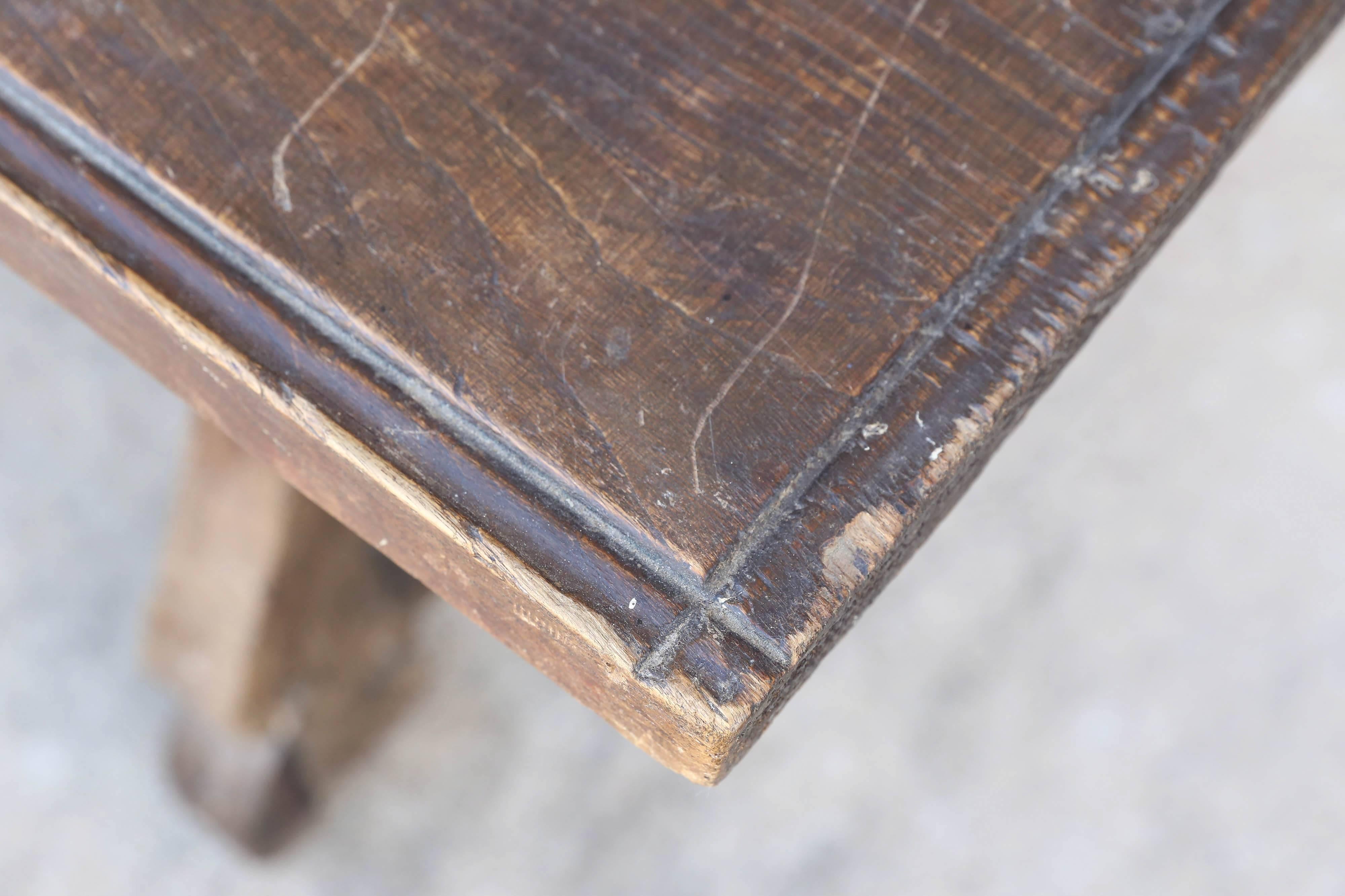 18th Century Spanish Walnut Three-Leg Wood Stretcher Console Table 4