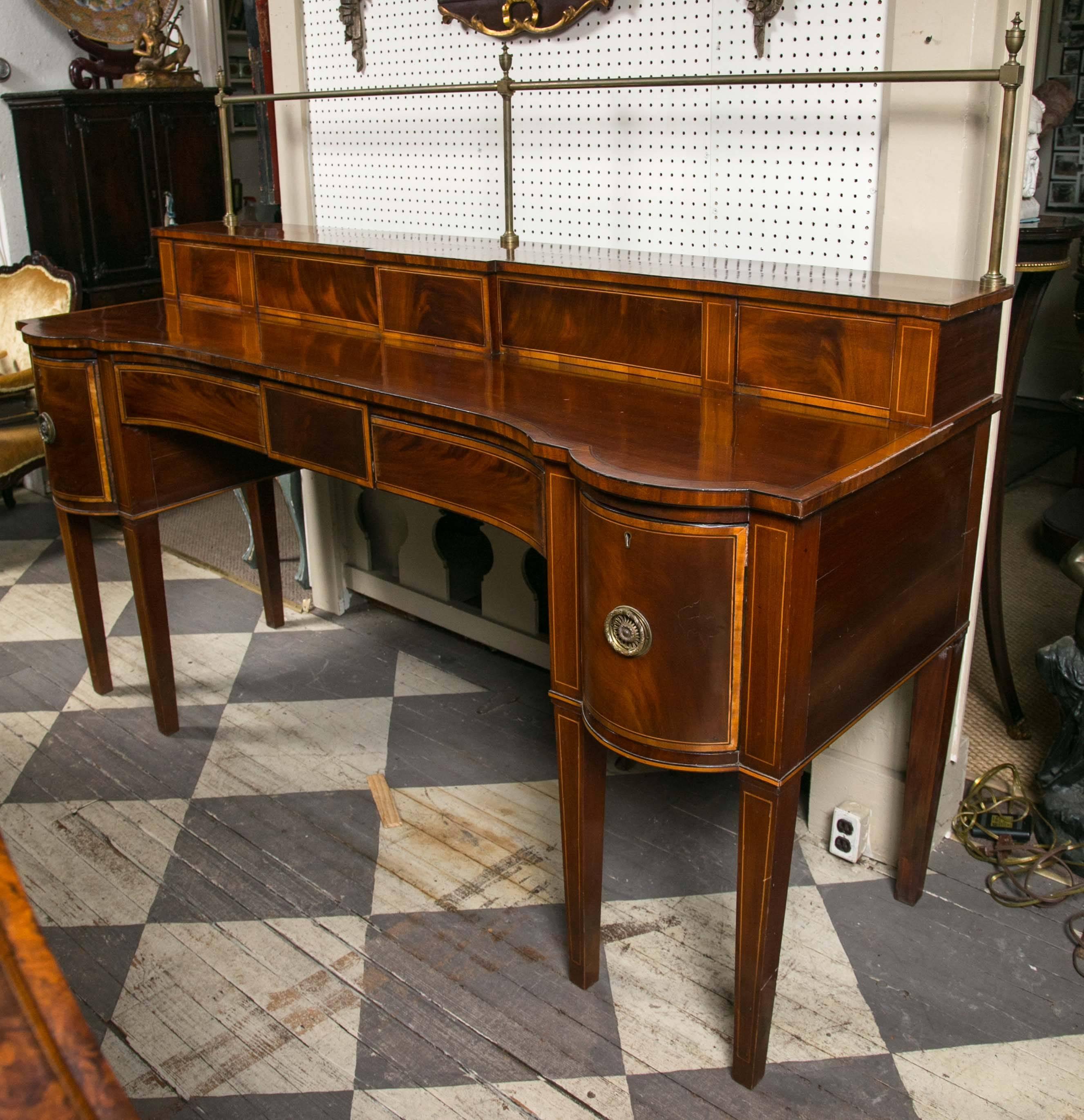 18th Century Scottish Mahogany Hepplewhite Sideboard For Sale 4