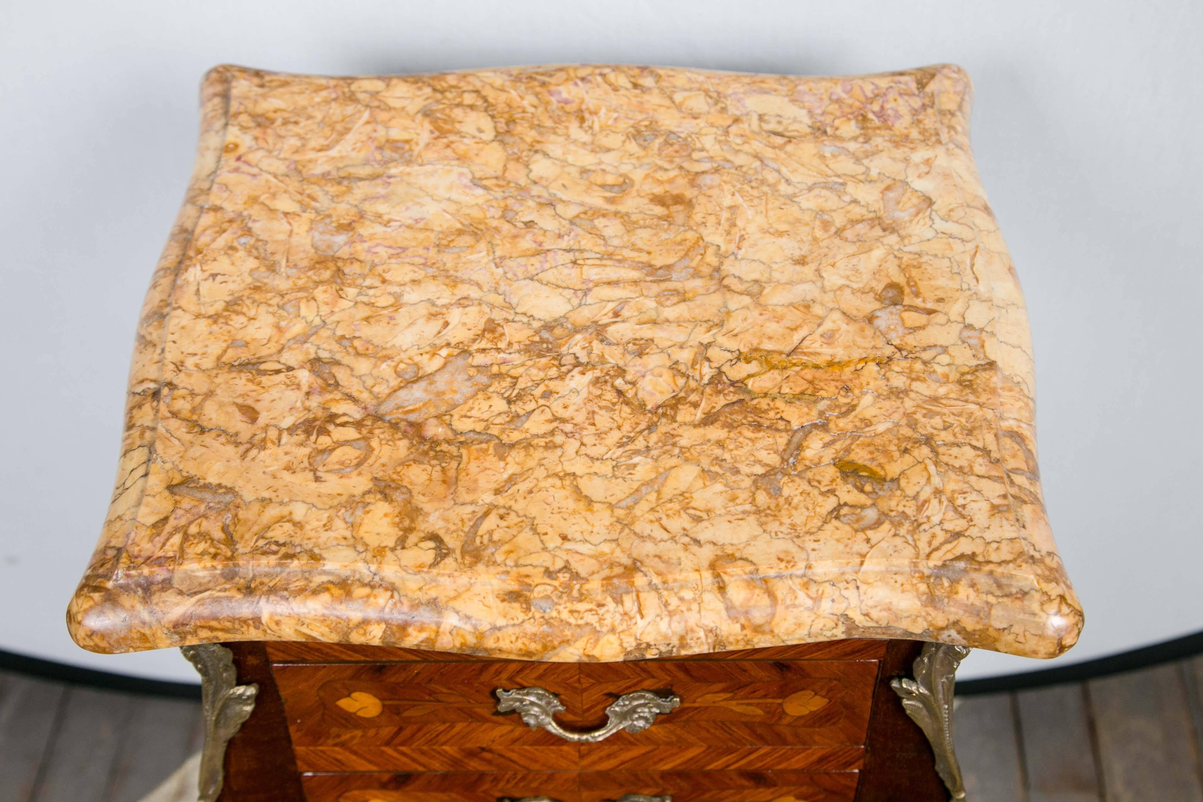 Louis XV Pair of Marble-Topped Three-Drawer Bedside Tables For Sale