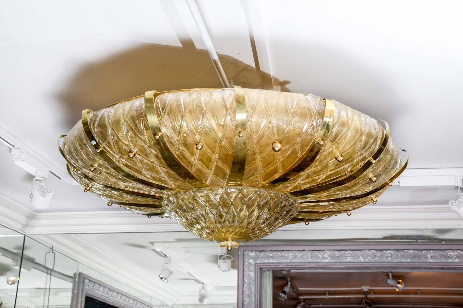 Exceptional engraved Murano glass and brass ceiling chandelier, several lighting inside.