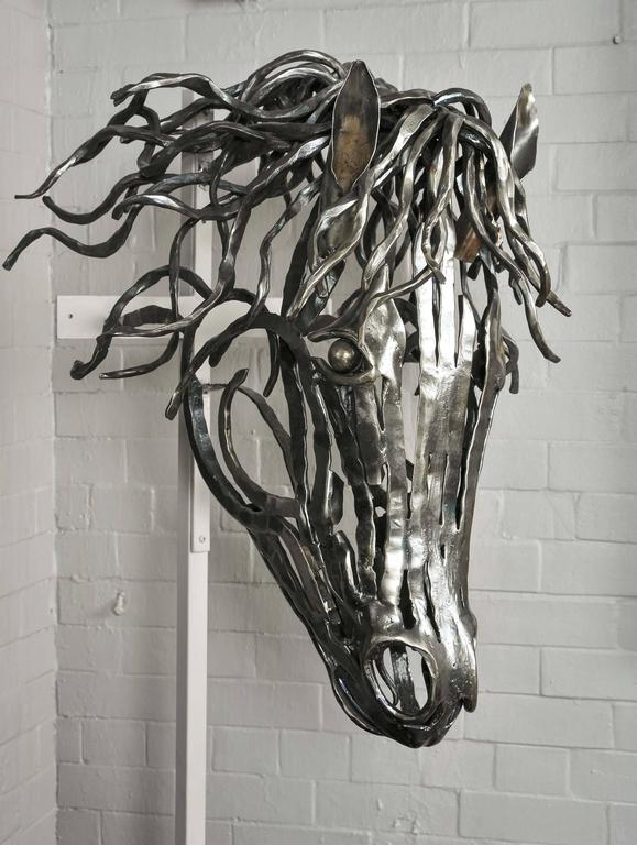 Unique Hand-Forged Model of a Horse's Head in Textured Bar Steel For Sale 1