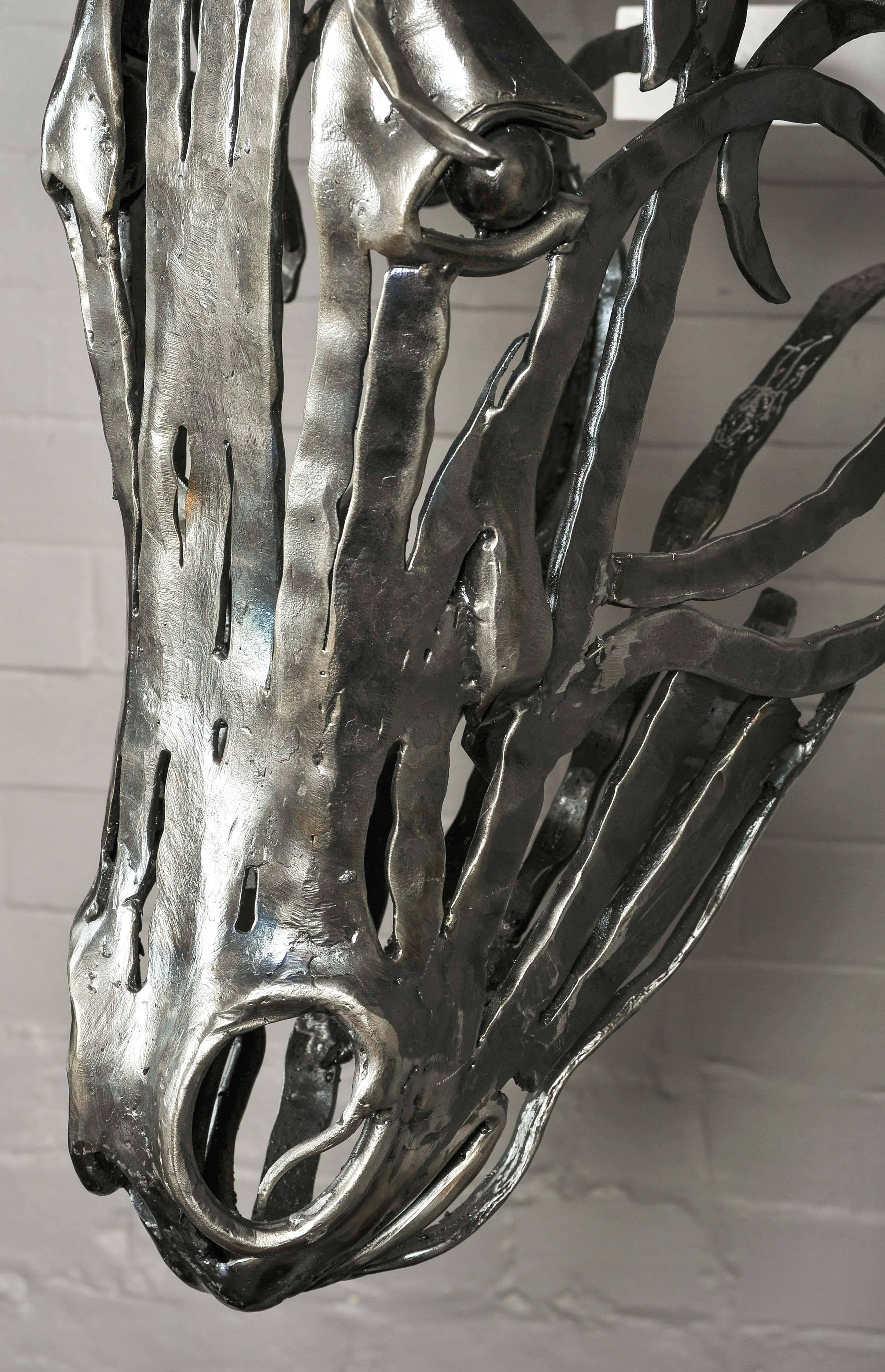 Unique Hand-Forged Model of a Horse's Head in Textured Bar Steel For Sale 2