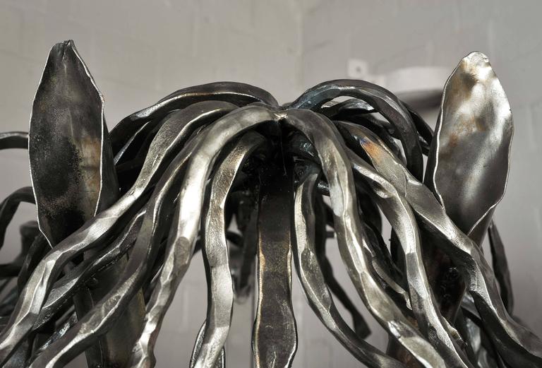 Unique Hand-Forged Model of a Horse's Head in Textured Bar Steel For Sale 4