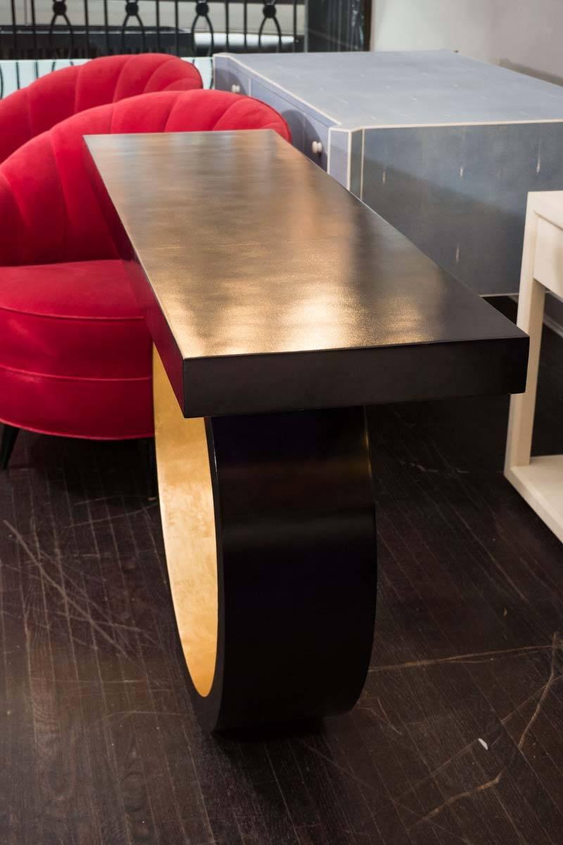 Custom Black Parchment Wall-Mount Circle Console with Gold Leaf Interior In New Condition For Sale In New York, NY