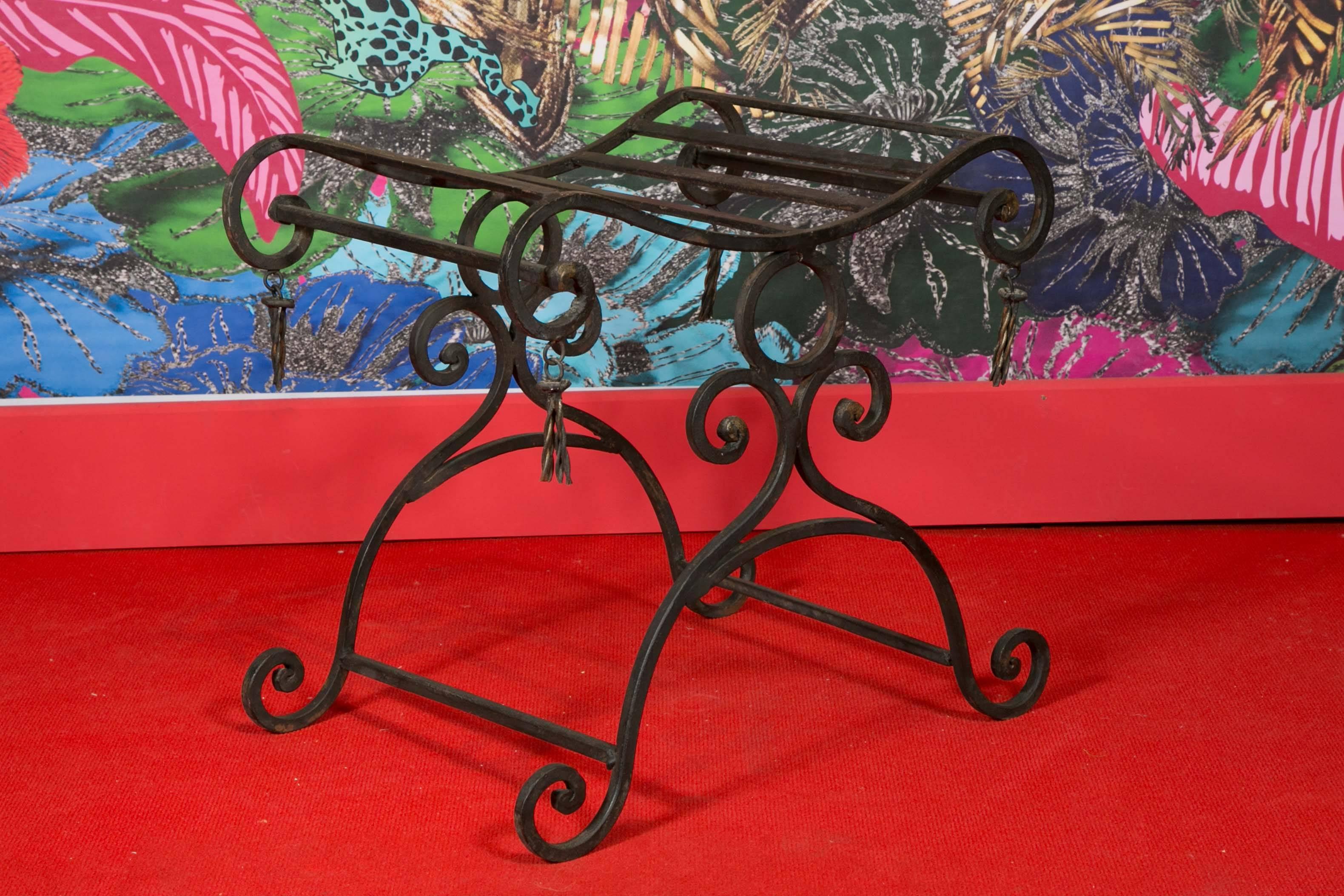Pair of Napoleon III Style Curule Stool In Good Condition For Sale In Paris, FR