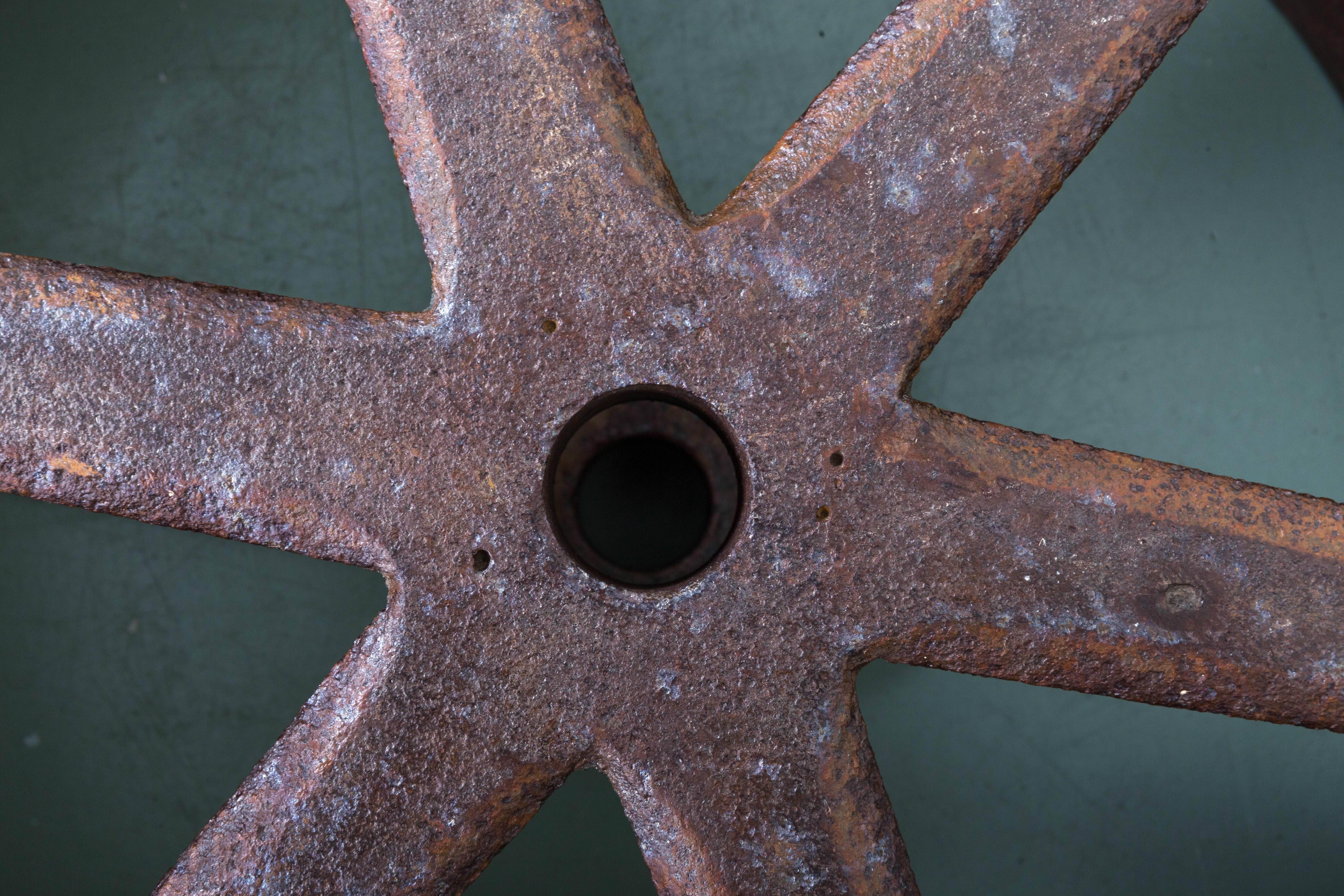 Industrial Solid Steel Railroad Wheel with Glass Top Table 1