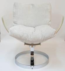 Pair of Acrylic "2001" Lounge Chairs by Bob Forrest for L'image Design