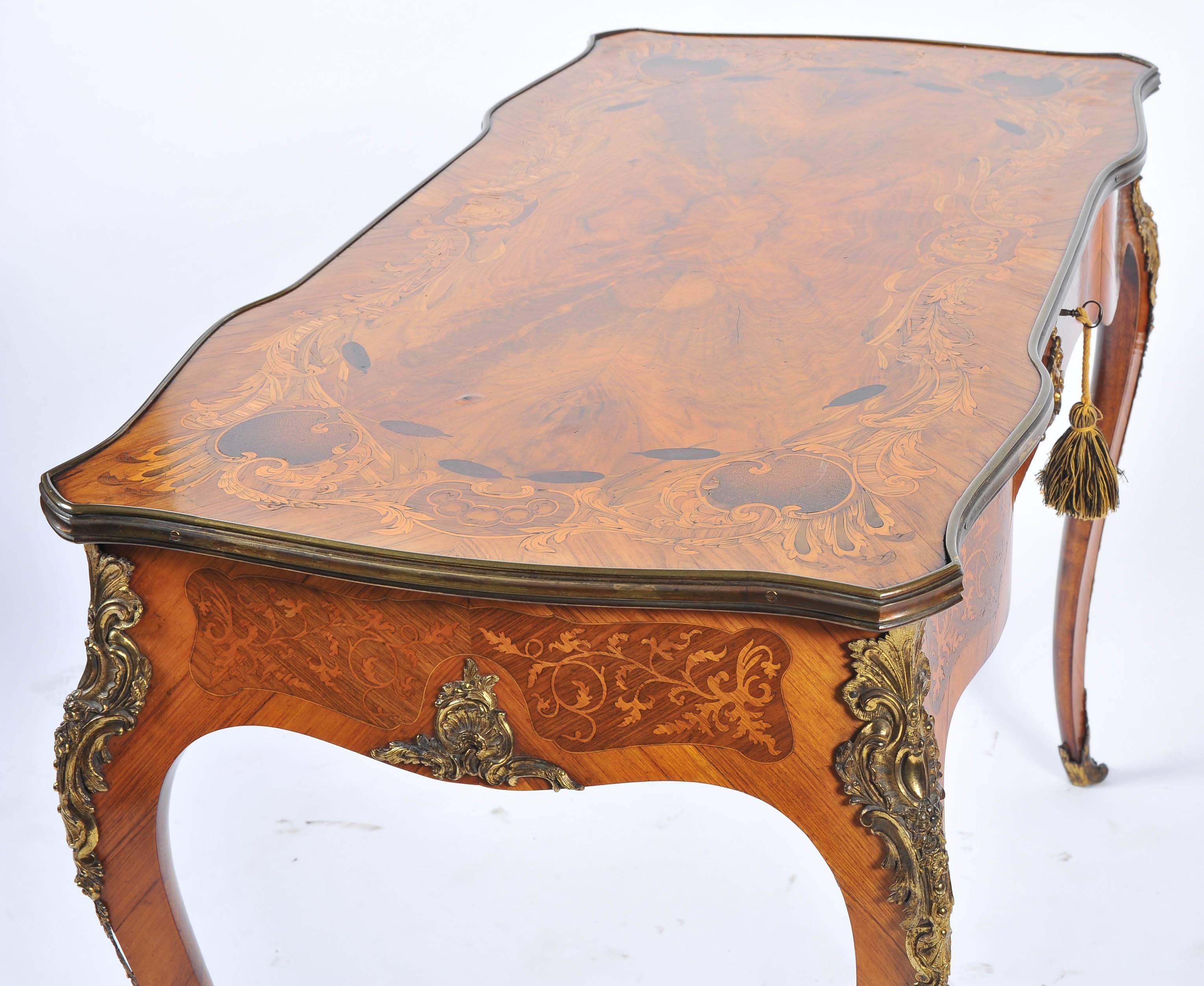 Louis XVI style 19th Century French Inlaid Side Table For Sale 4