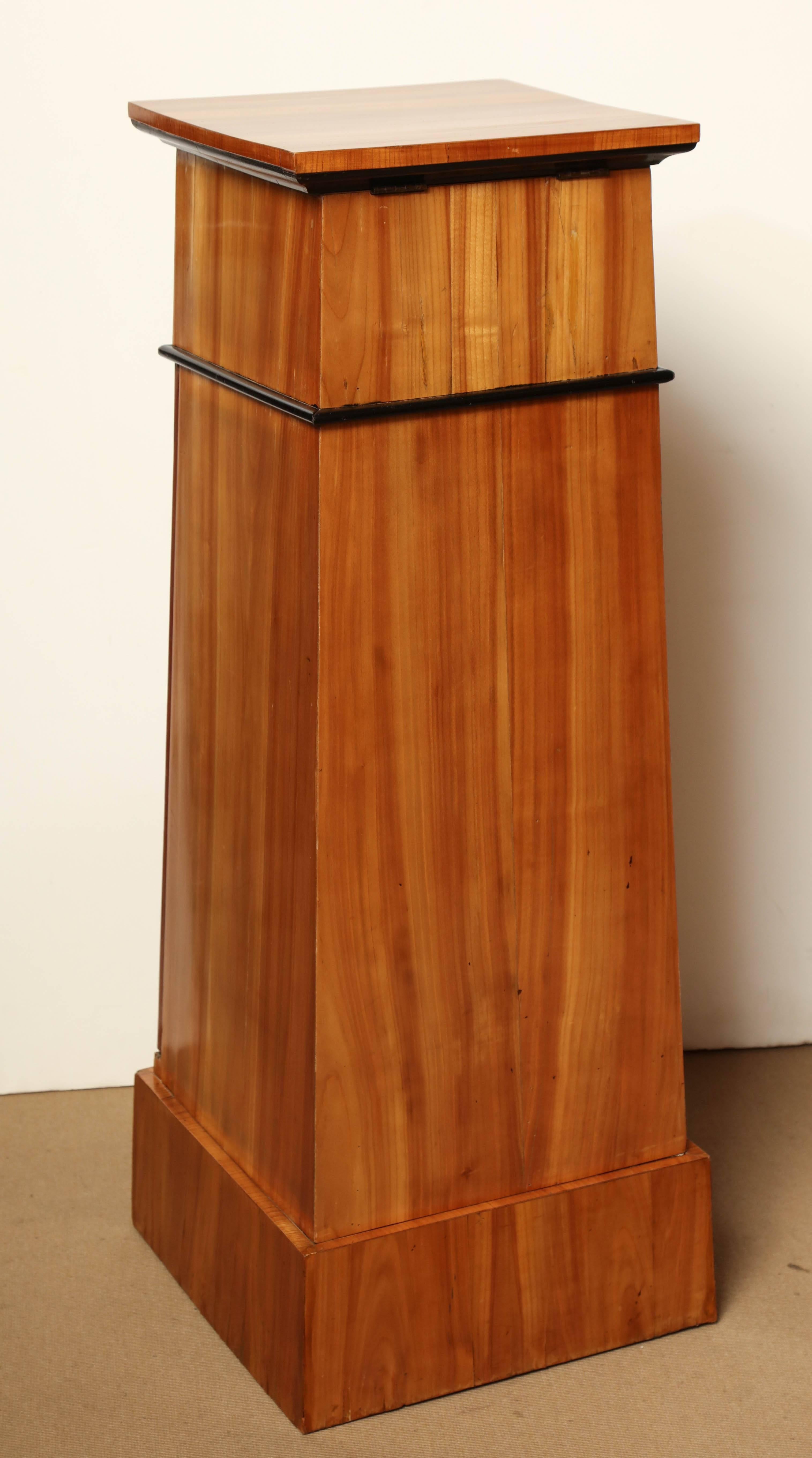 Neoclassical Early 19th Century Cherrywood Square Column, circa 1835 For Sale