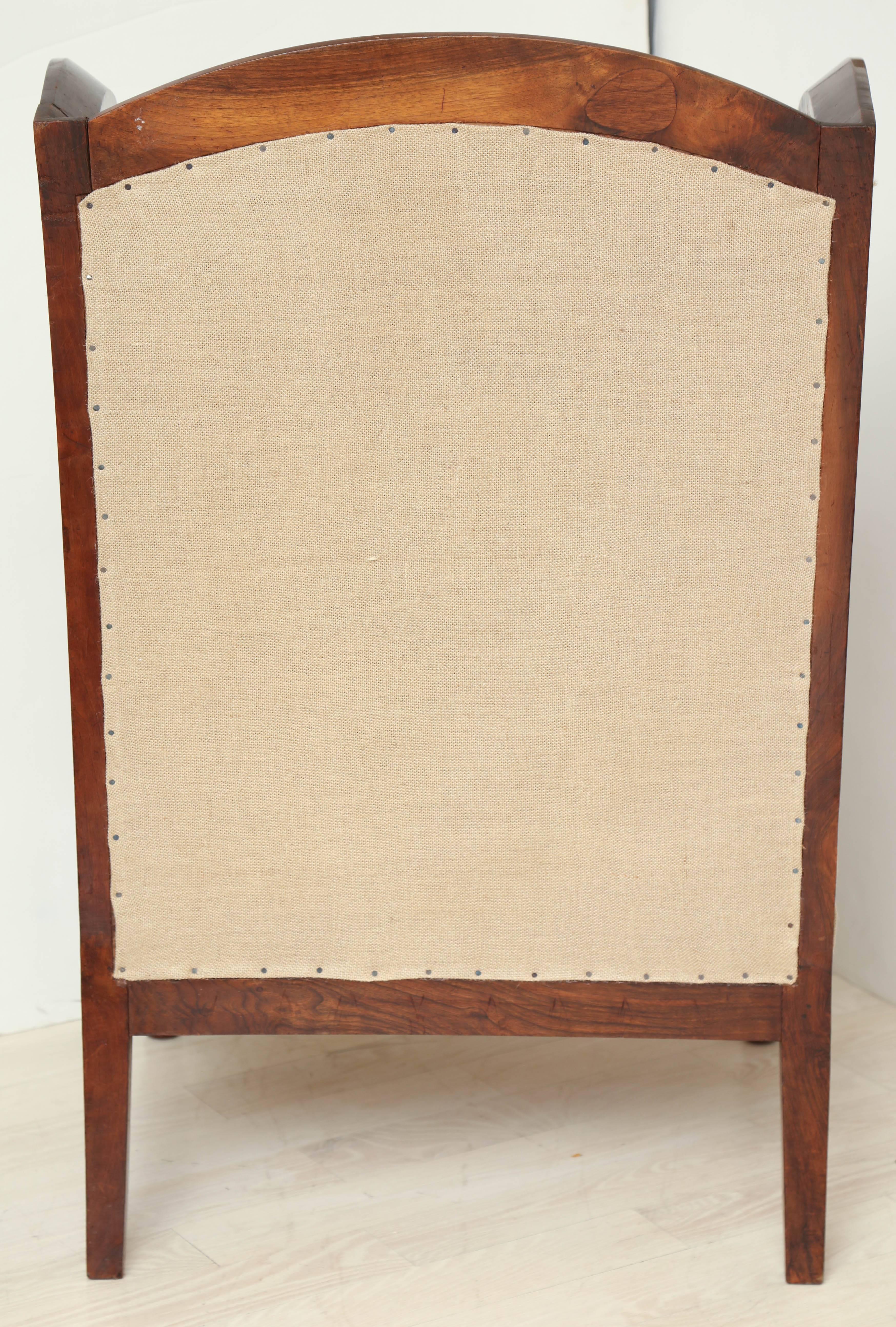 Early 19th Century French Walnut Upholstered Wing Chair For Sale 5