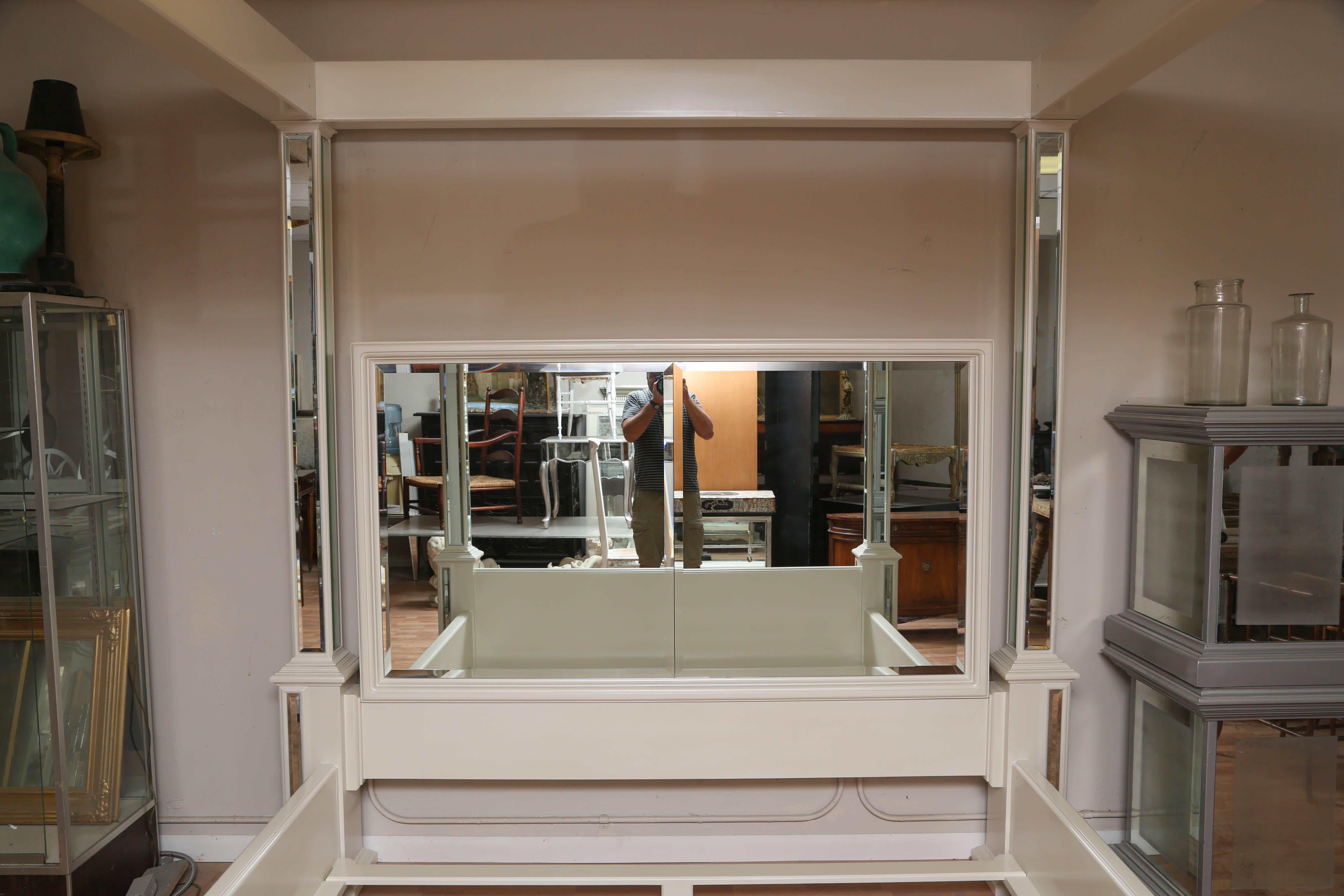 mirrored canopy bed frame