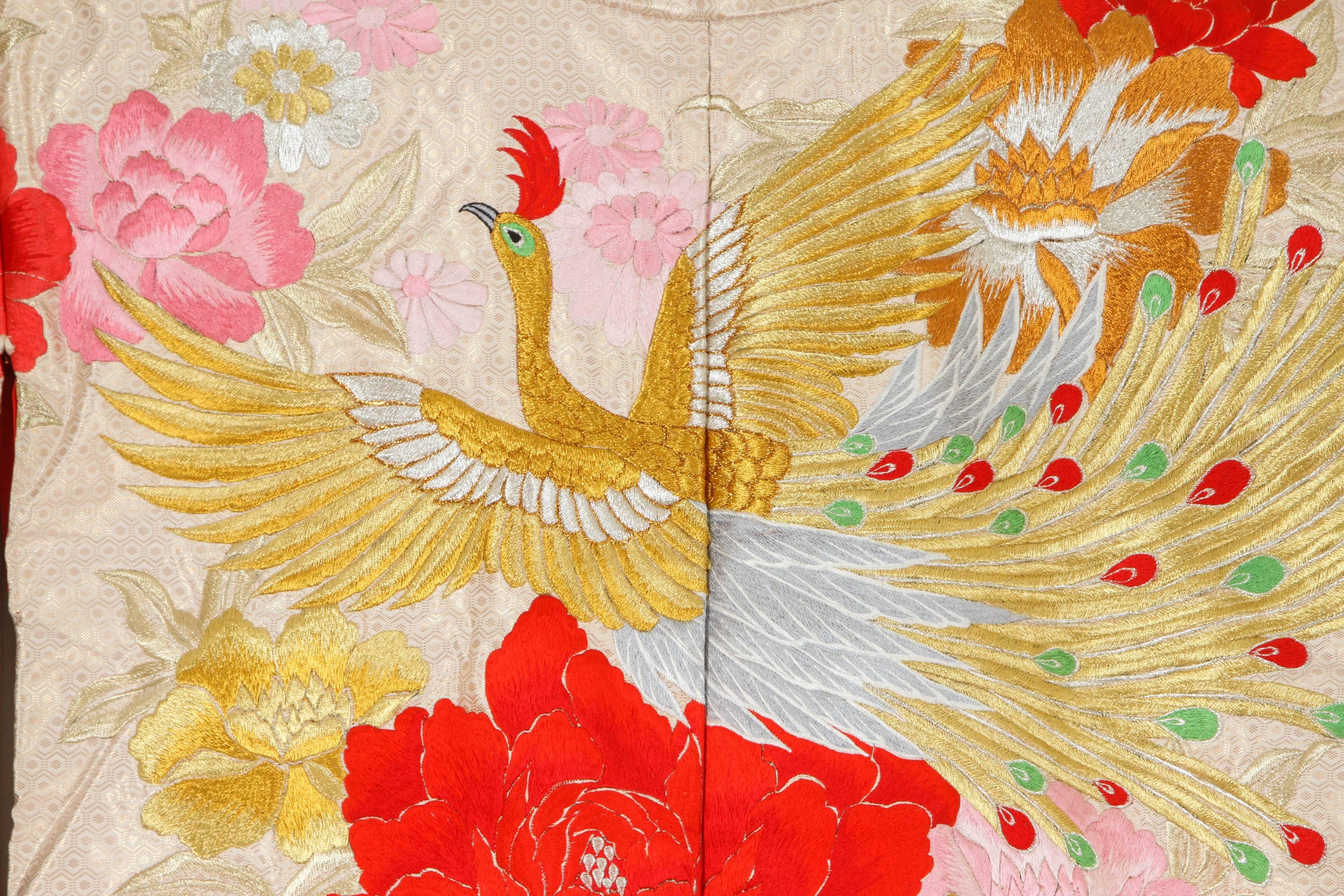 Vintage Japanese Ceremonial Kimono Gold Brocade with Flying Cranes In Good Condition For Sale In North Hollywood, CA