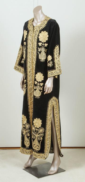 kaftan black and gold