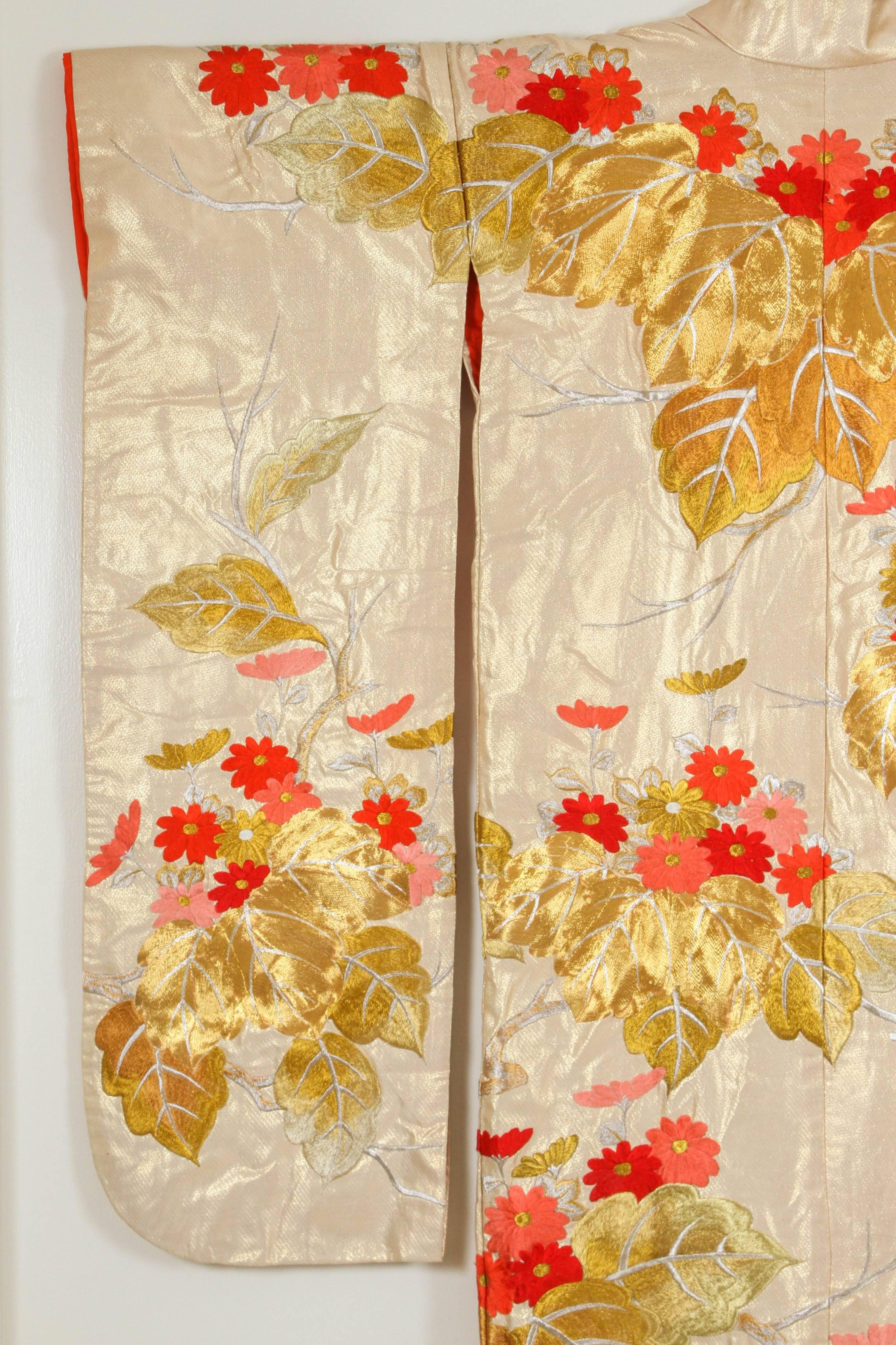 Vintage brocade Japanese ceremonial kimono a vintage Mid-Century ivory color collectable Japanese ceremonial kimono. One of a kind hand crafted .
Fabulous museum quality ceremonial piece in pure silk with intricate detailed hand-embroidery
