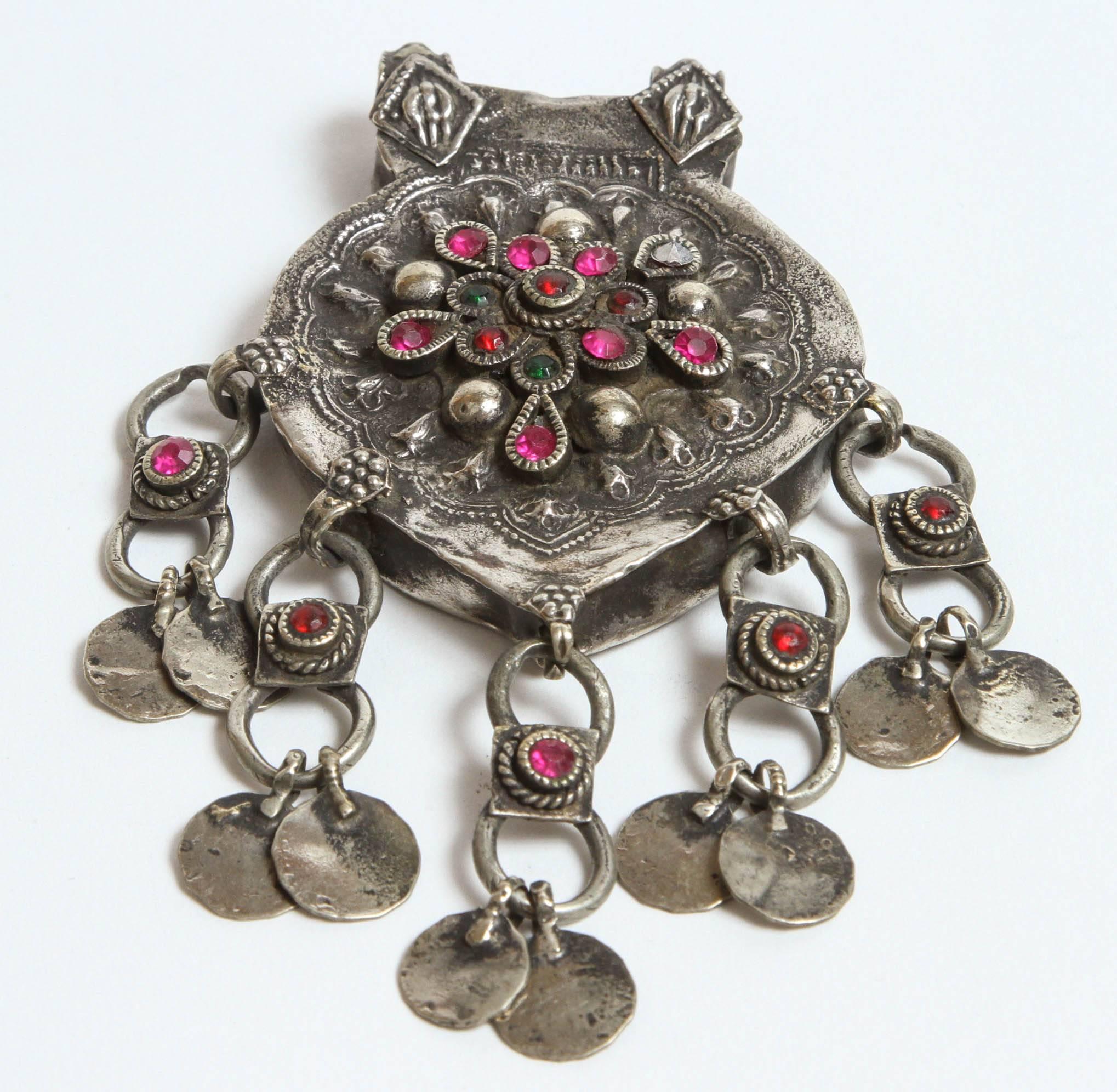 Vintage Moroccan Silver Fibula Collectible Ethnic Jewelry Talisman.
Circa 1960's.
Beautiful vintage Moroccan fibula. Nice Folk Art.
A fibula was used to close a woman's cape and used as a status symbol. 
Ethnic Berber jewelry from the high Atlas of