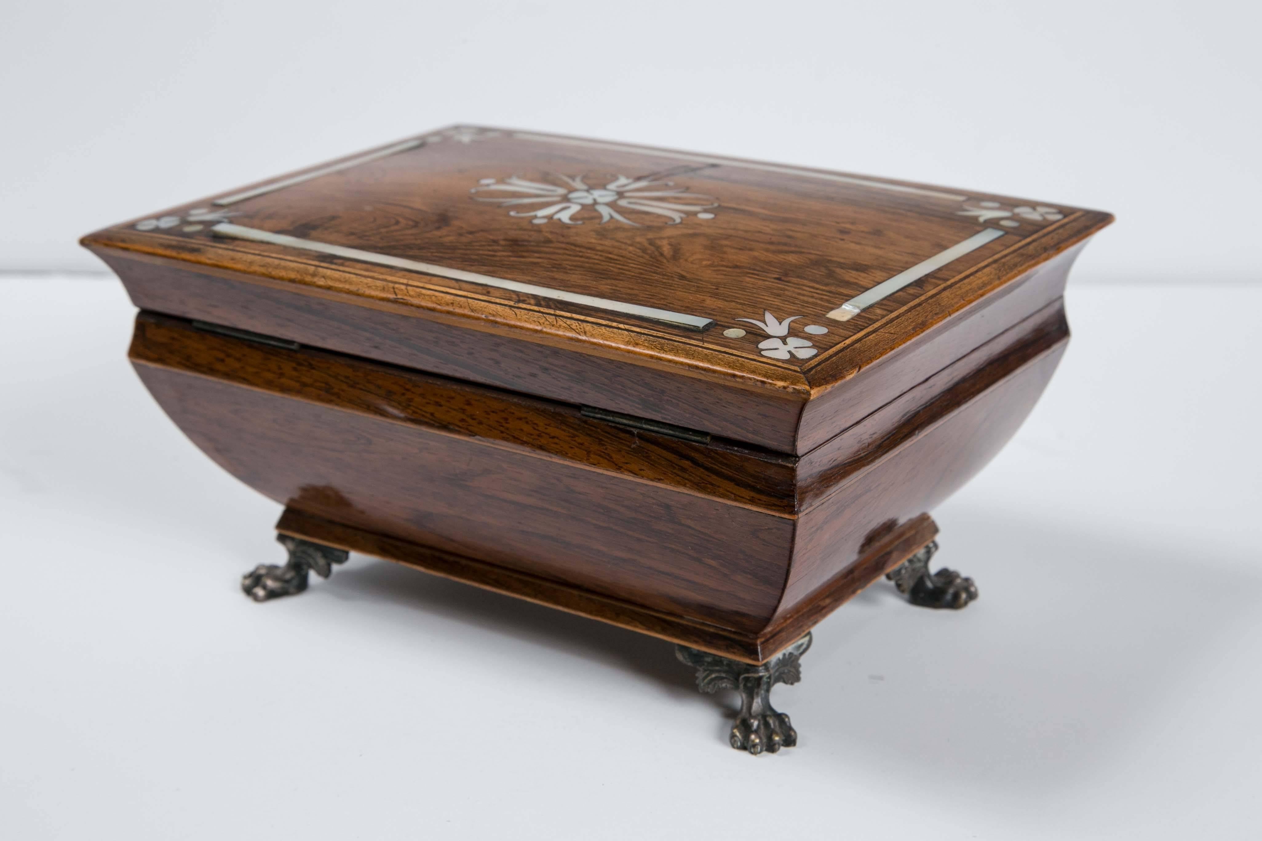 1820s Antique French Charles X Rosewood Box In Excellent Condition In Stamford, CT