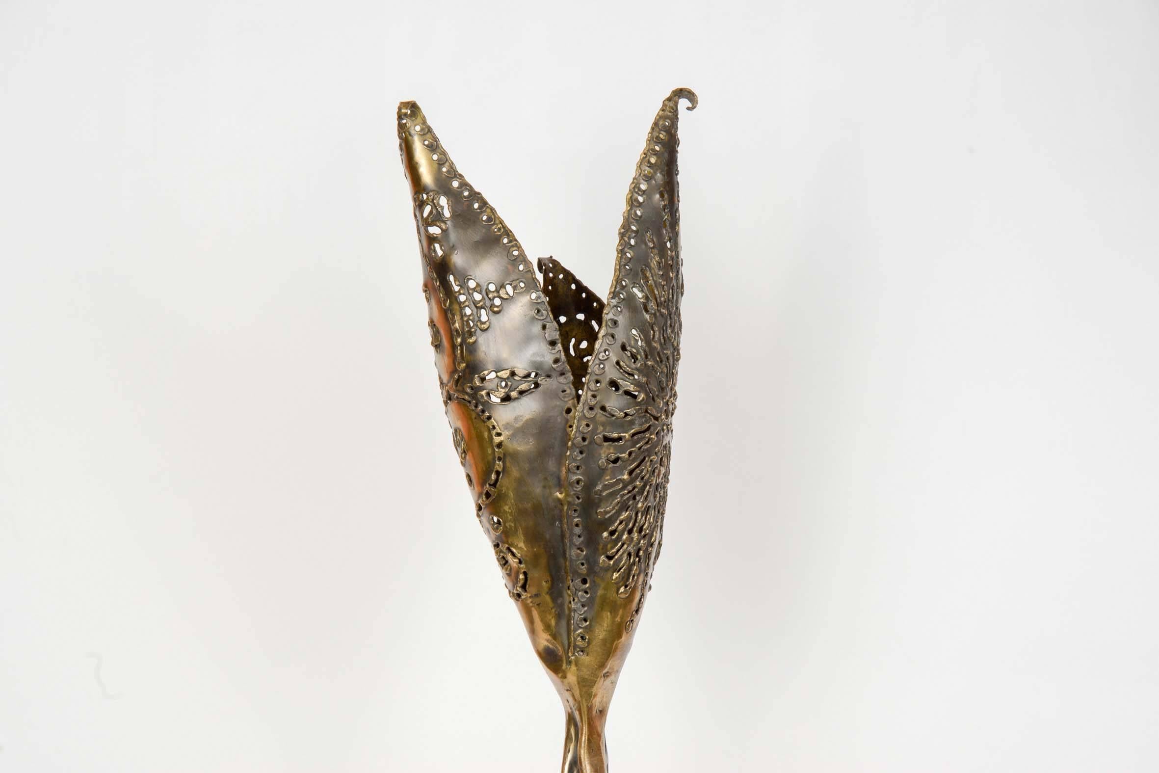 1970s Brutalist bronze lamp by Enzo Missoni studio.
Belgium
