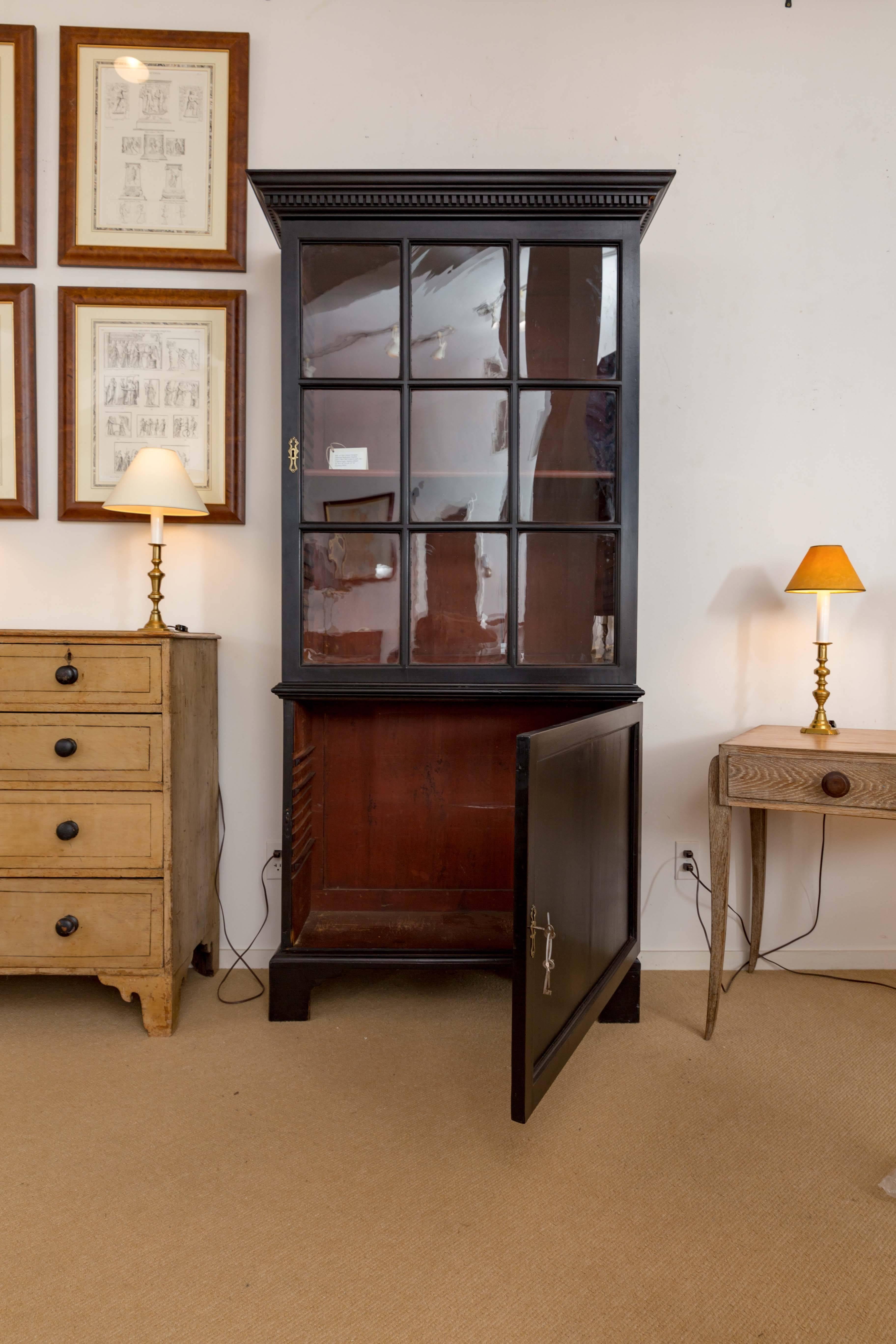 Pair of 18th Century Georgian Ebonized Bookcases, England, circa 1780-1790 5