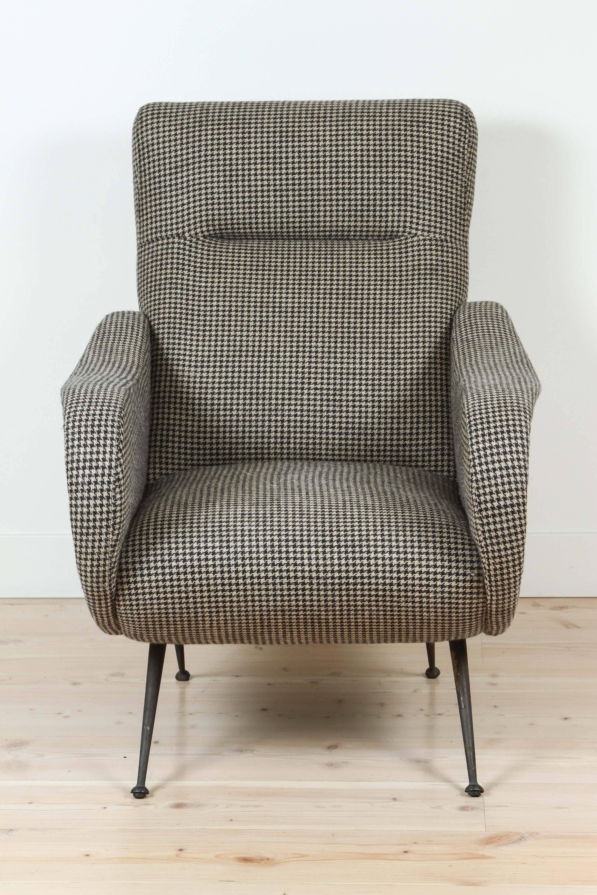 Mid-Century Modern Pair of Italian Lounge Chairs Upholstered in Wool Houndstooth