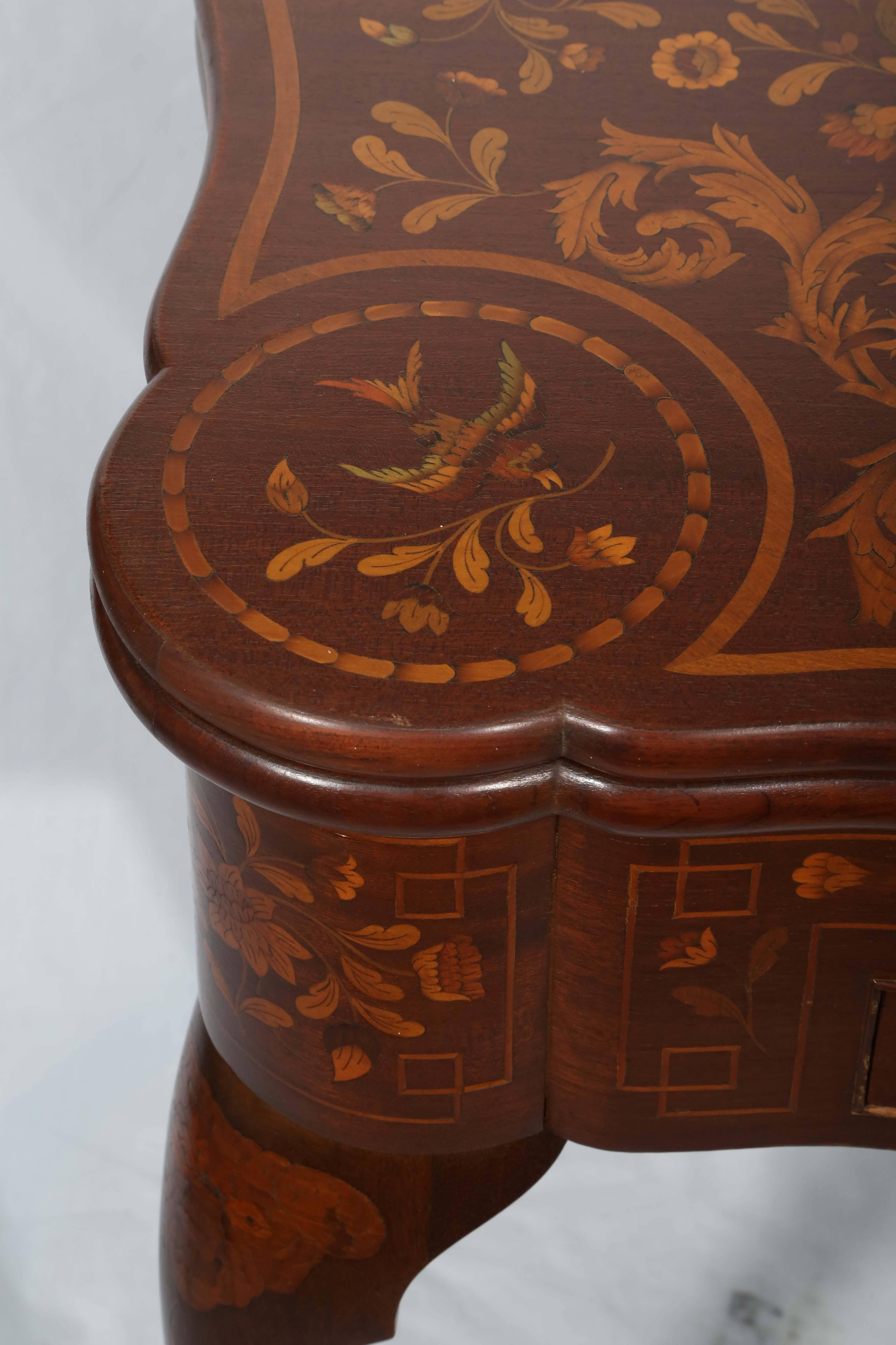 Fine Dutch Marquetry Game Table 2