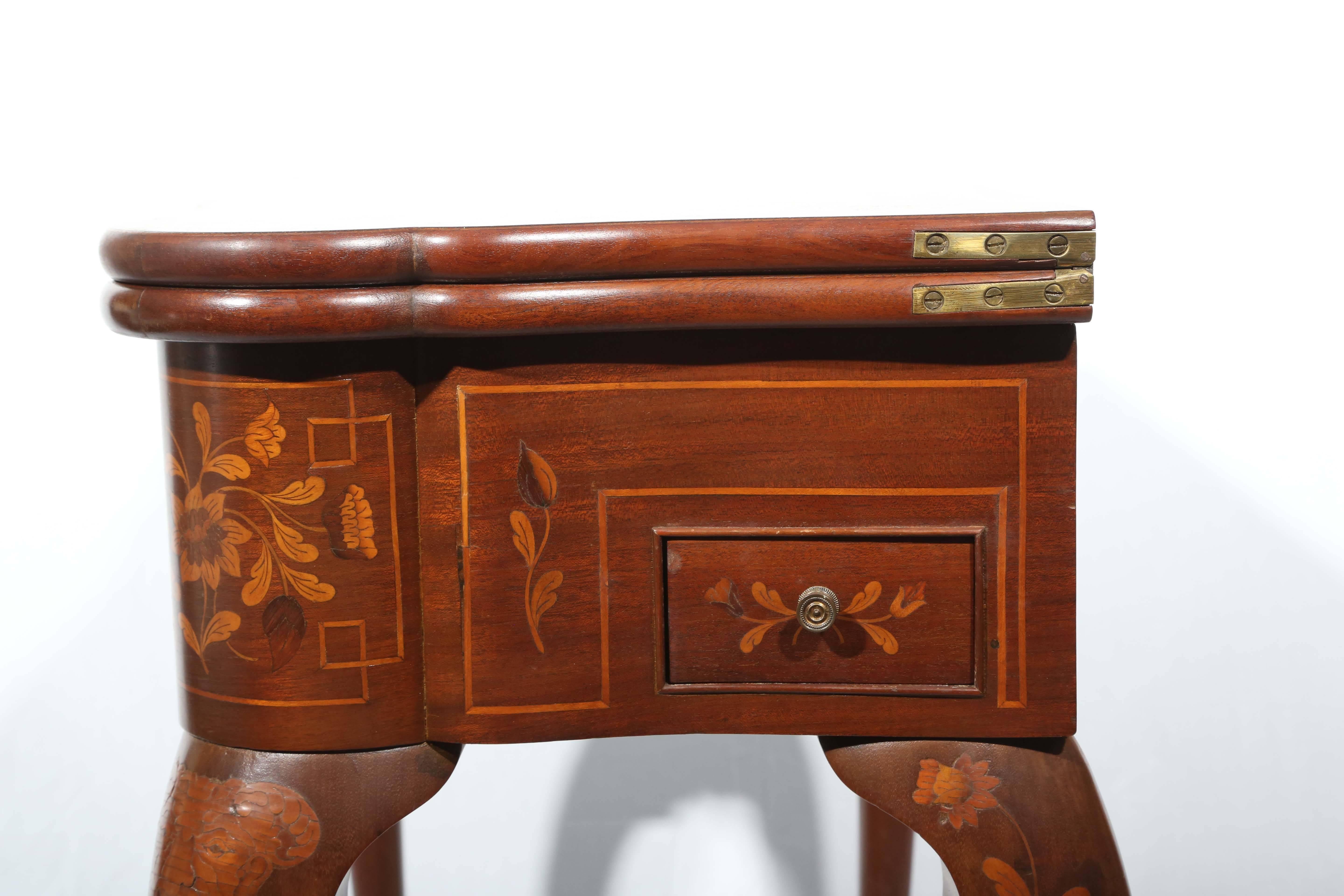 Fine Dutch Marquetry Game Table 4