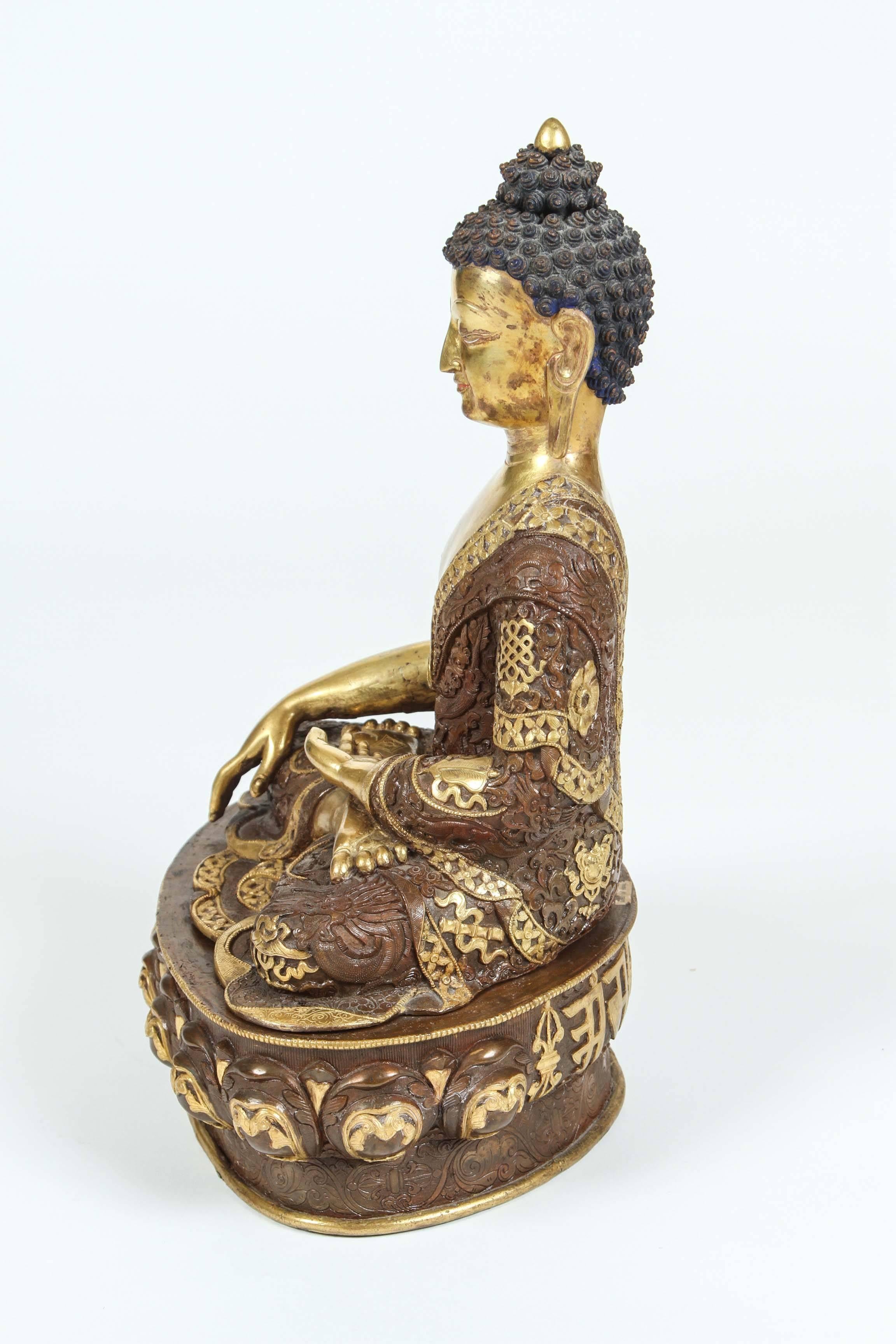 Brass Buddha Statue In Excellent Condition In North Hollywood, CA