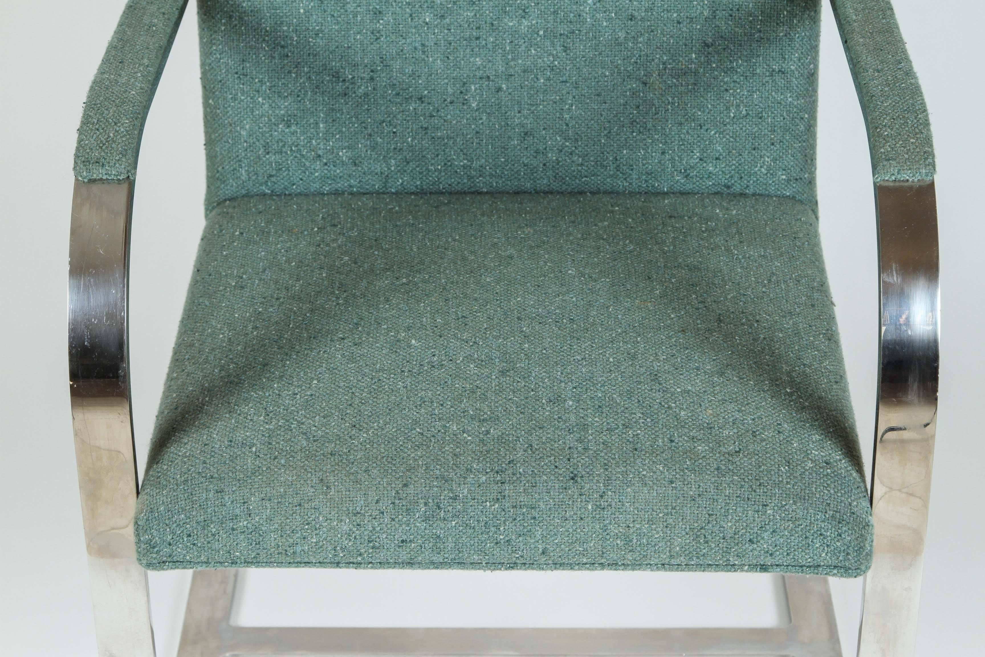 Tissu Mies Van Der Rohe - Paire de chaises de style Brno en vente